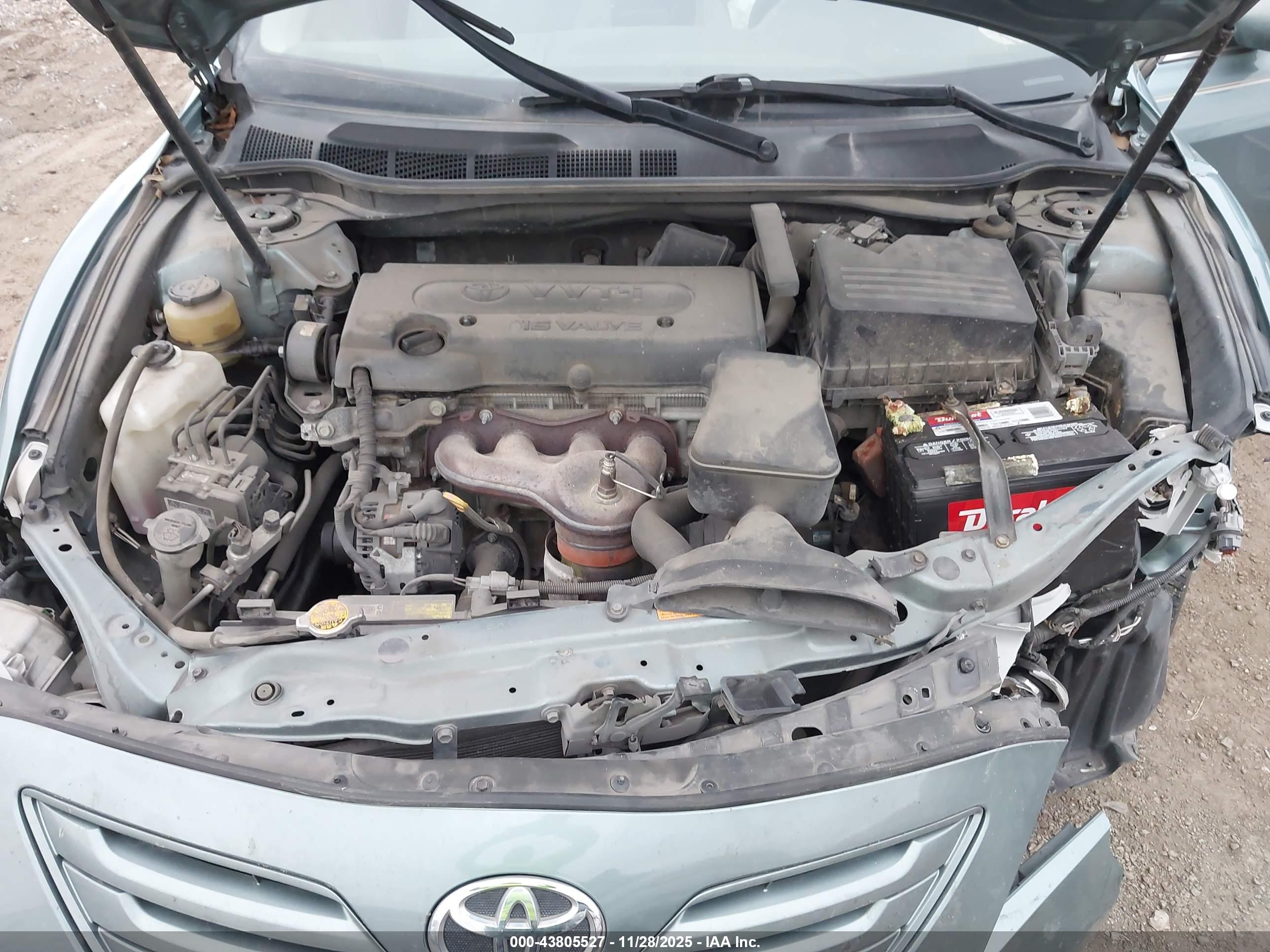 TOYOTA CAMRY image 10
