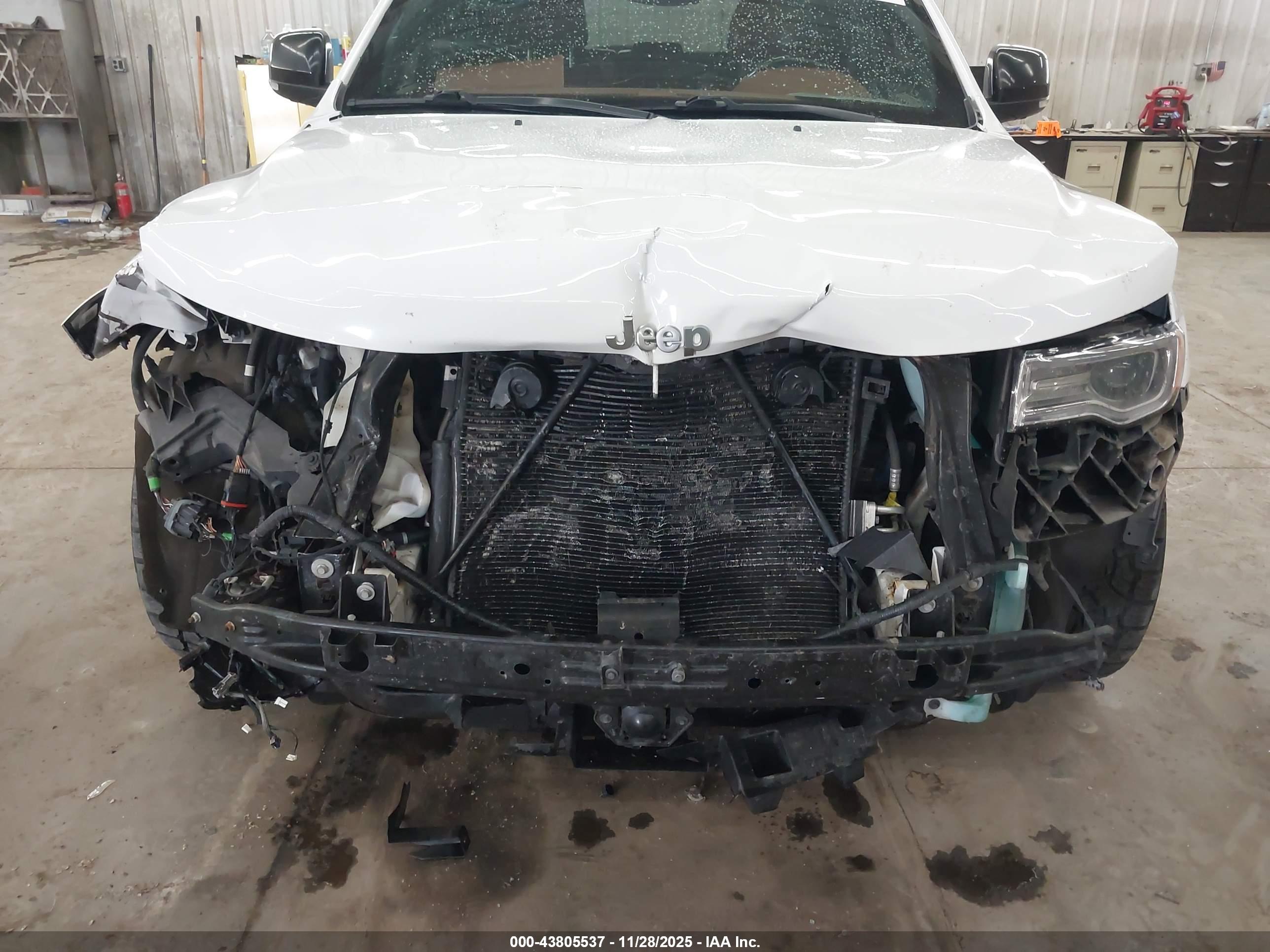 JEEP GRAND image 6