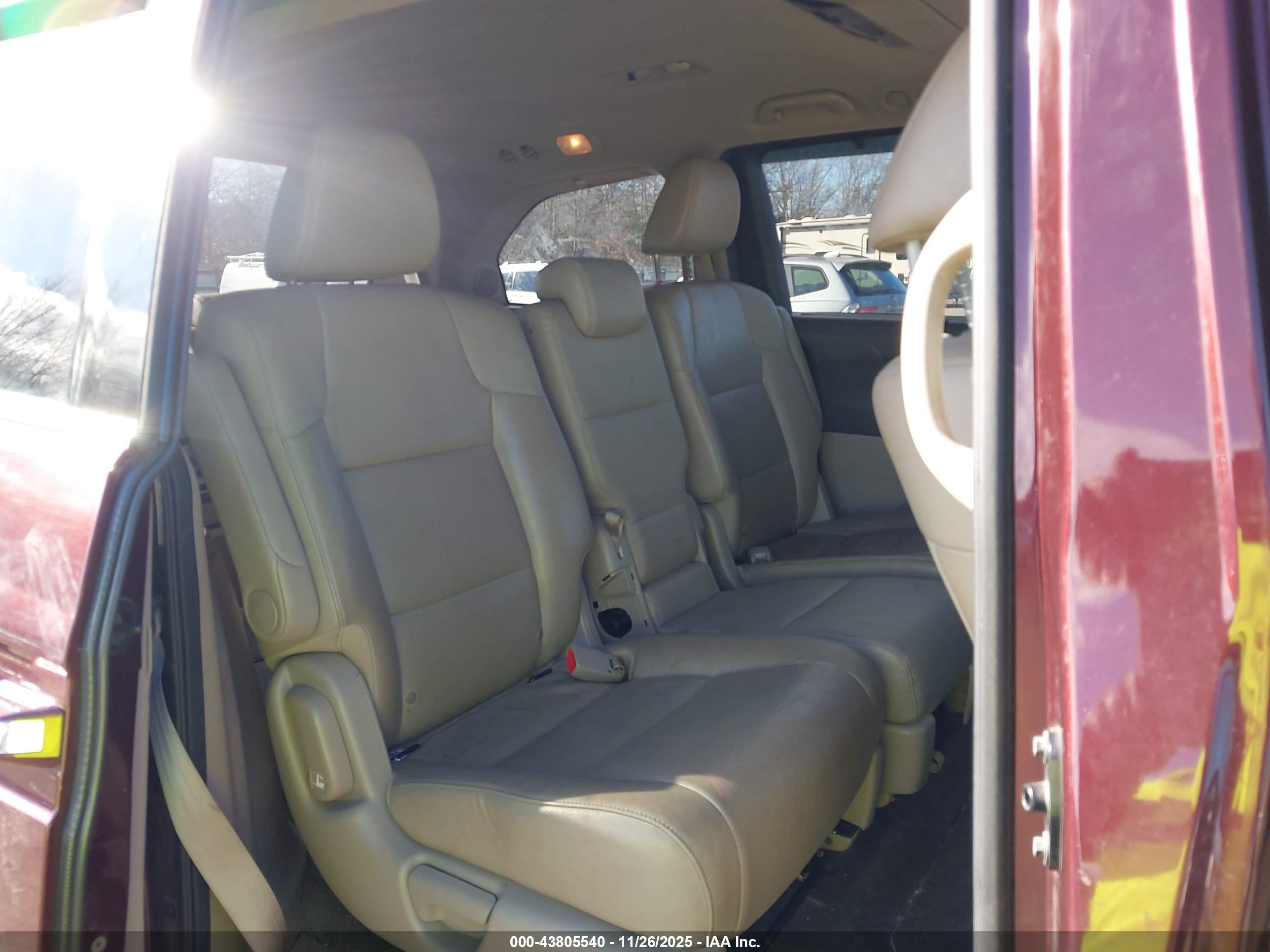 HONDA ODYSSEY image 8