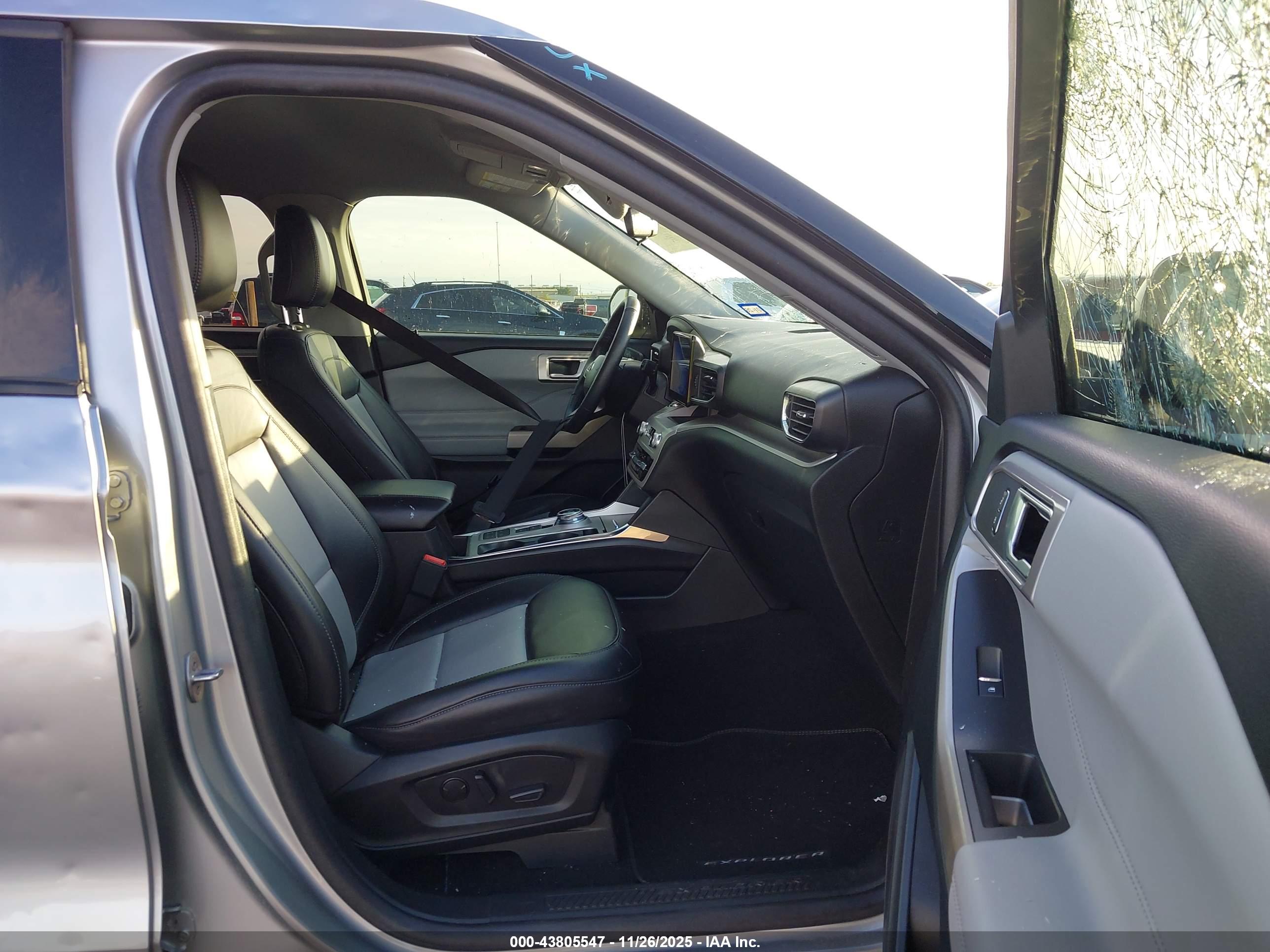 FORD EXPLORER image 5