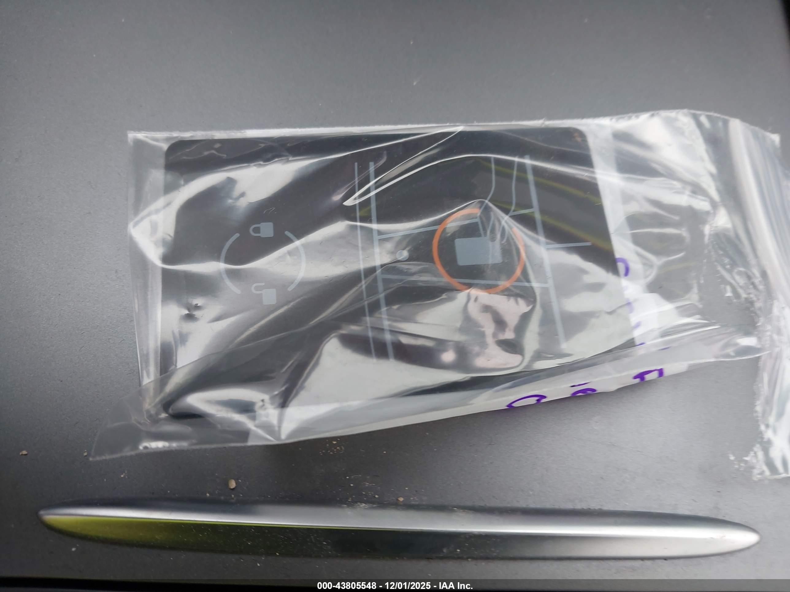TESLA MODEL image 11