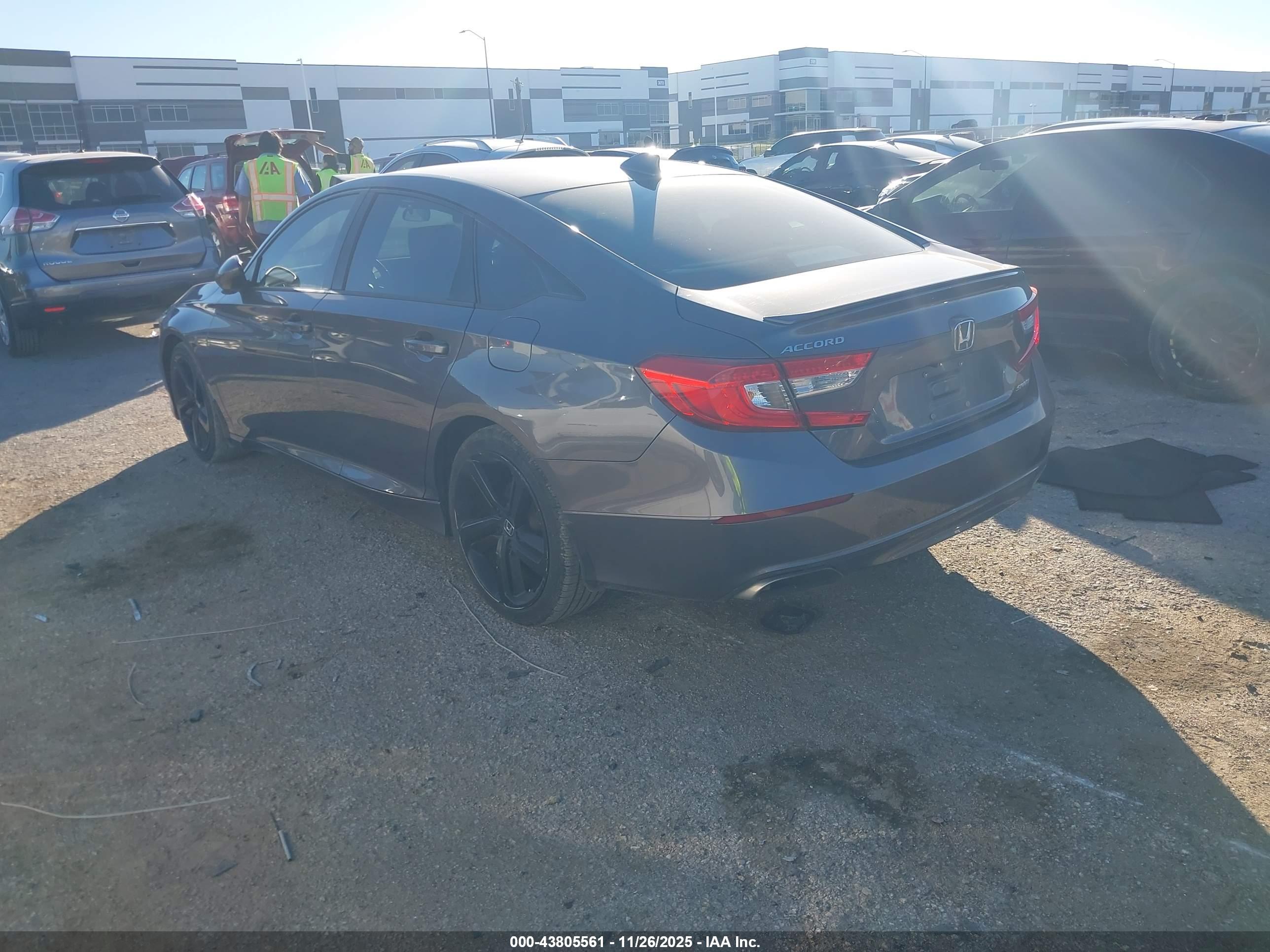 HONDA ACCORD image 3