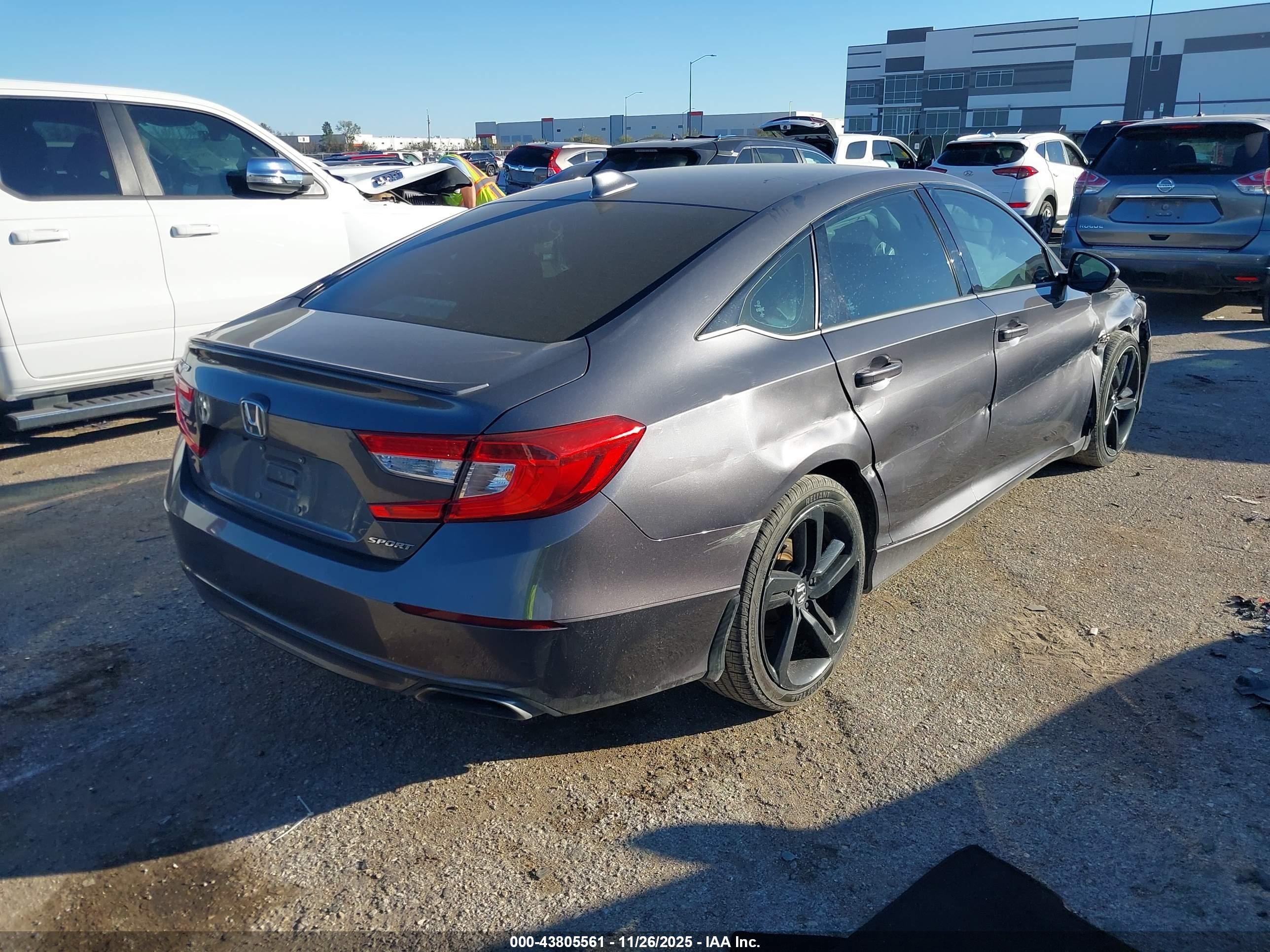 HONDA ACCORD image 4