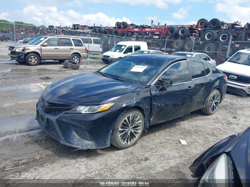 TOYOTA CAMRY image 2