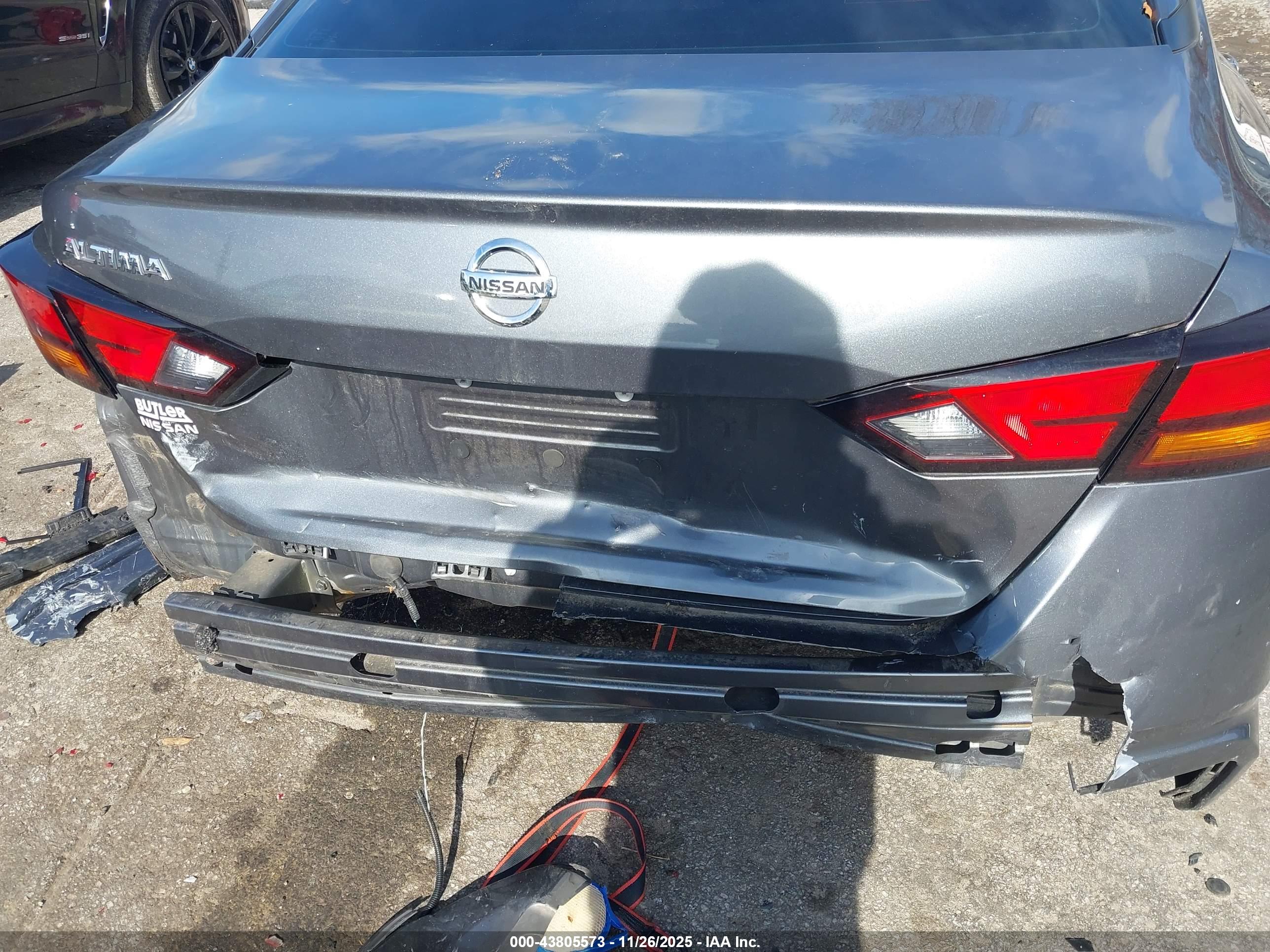 NISSAN ALTIMA image 6