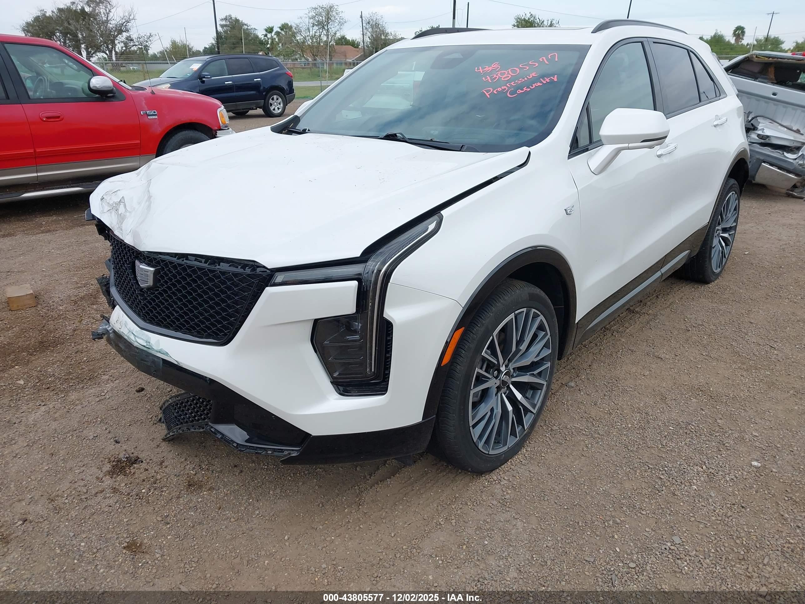 CADILLAC XT4 image 6