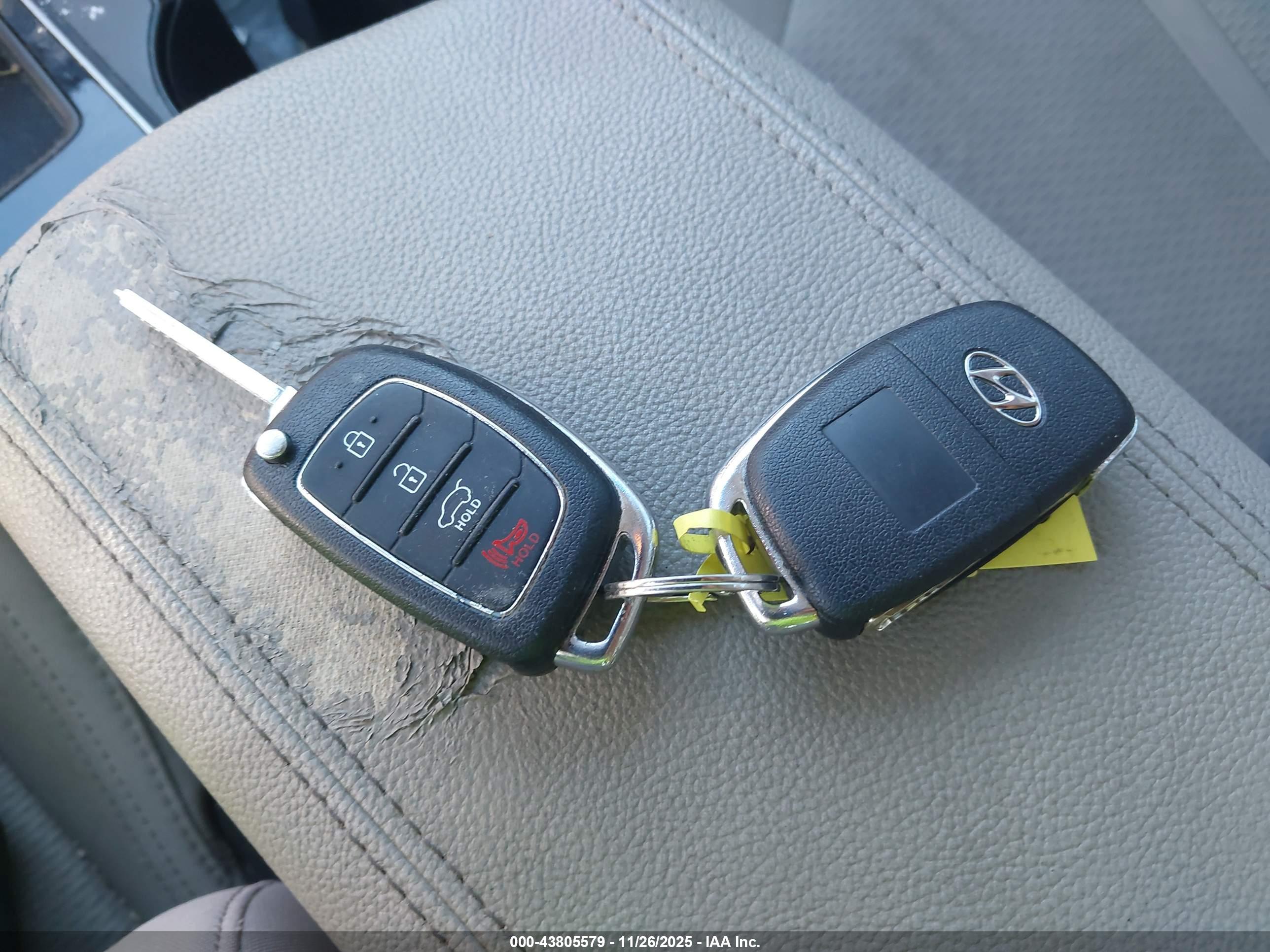 HYUNDAI SONATA image 11