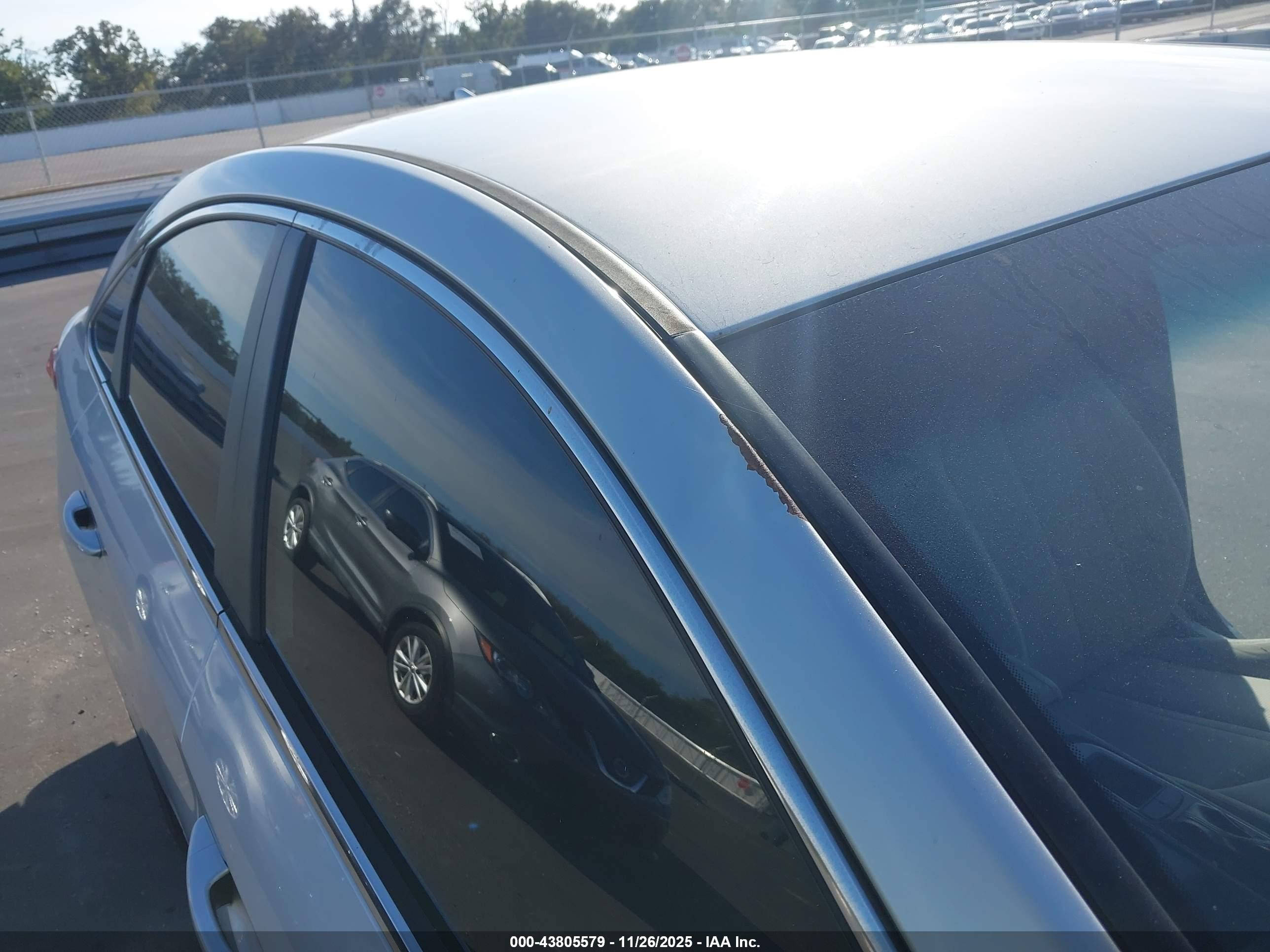 HYUNDAI SONATA image 6