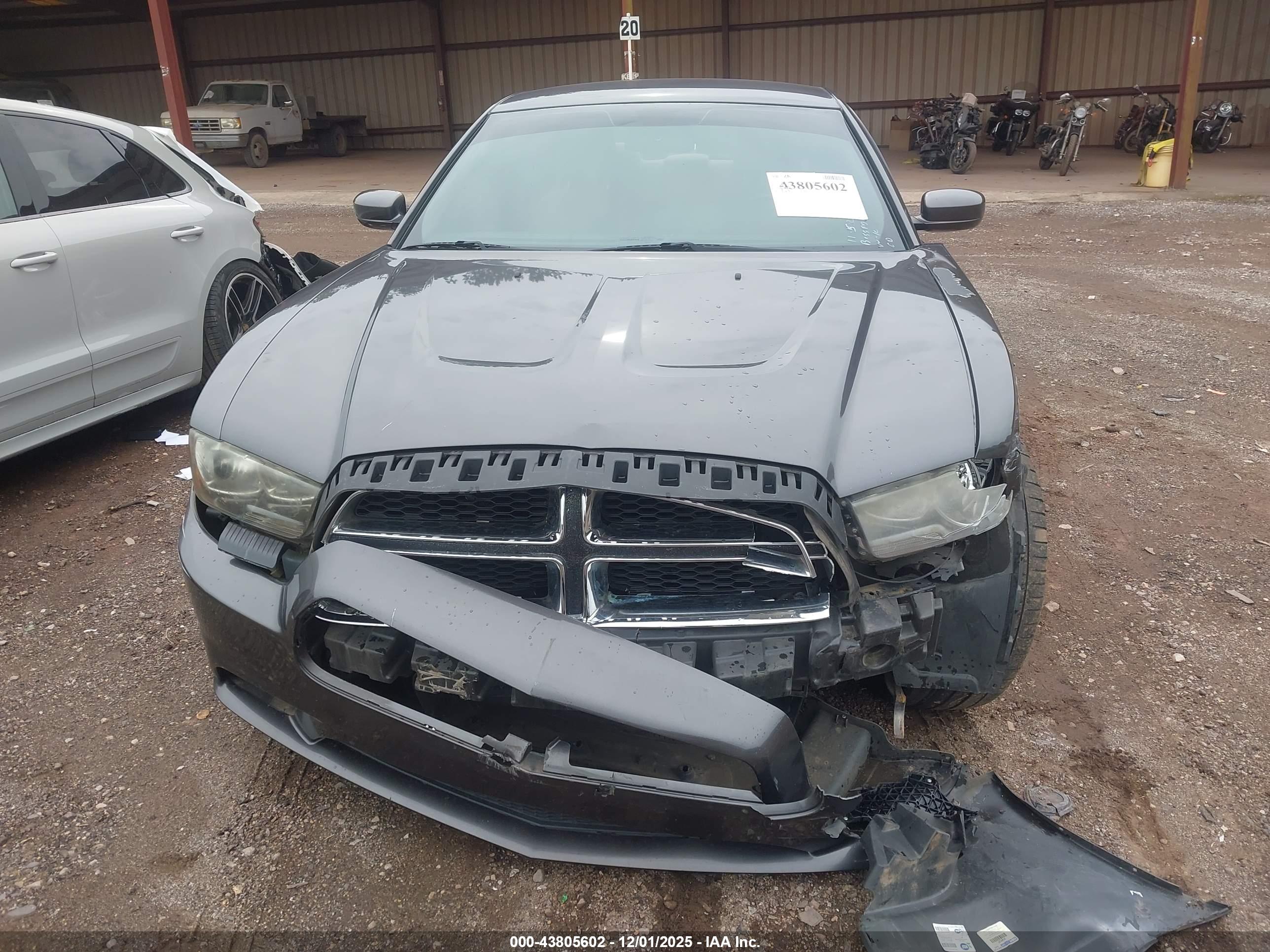 DODGE CHARGER image 6