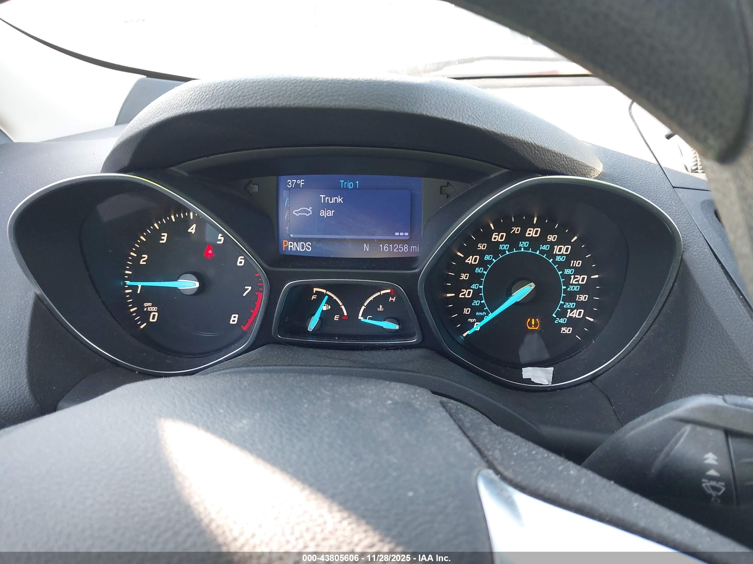 FORD ESCAPE image 7