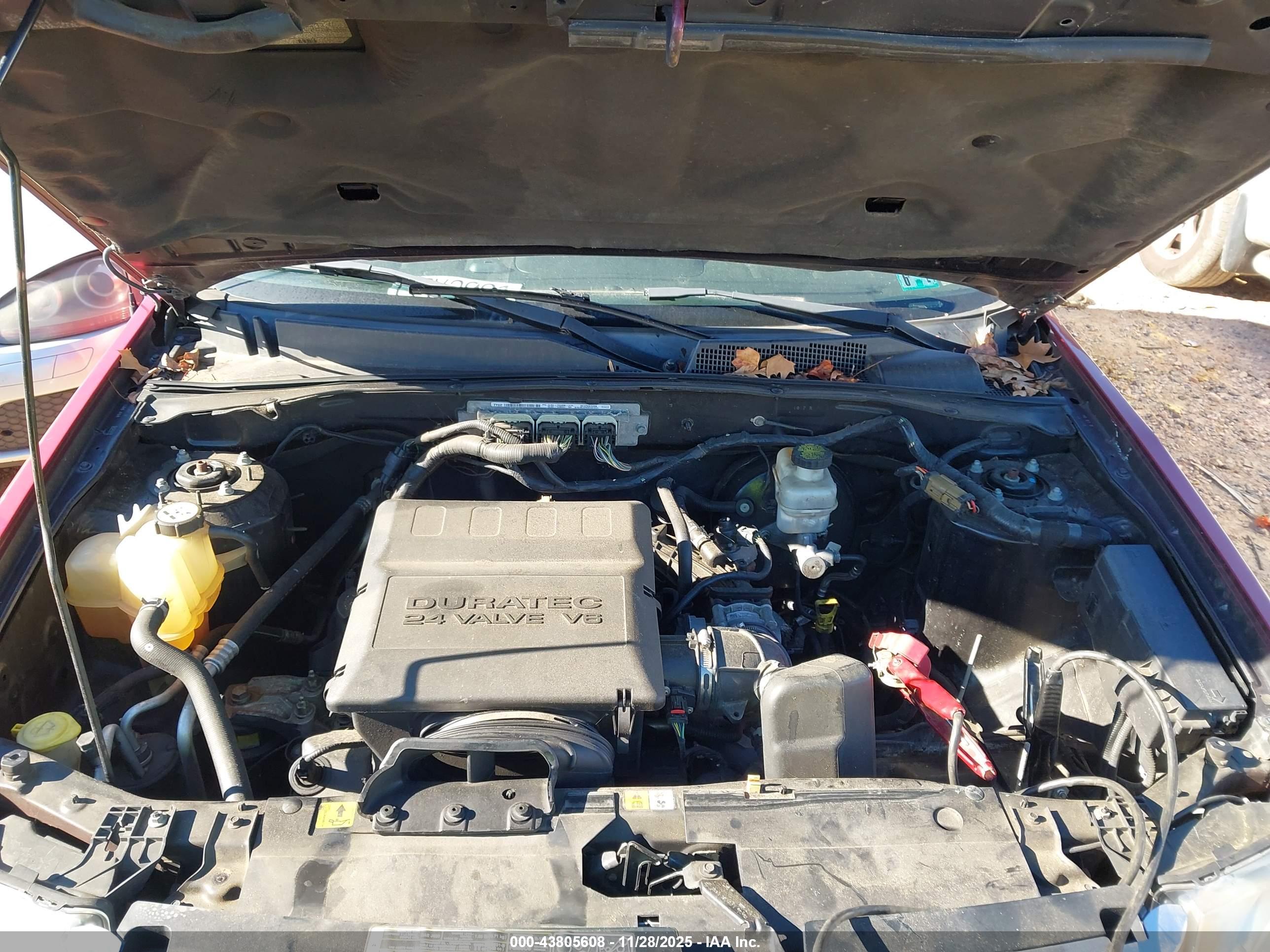 FORD ESCAPE image 10