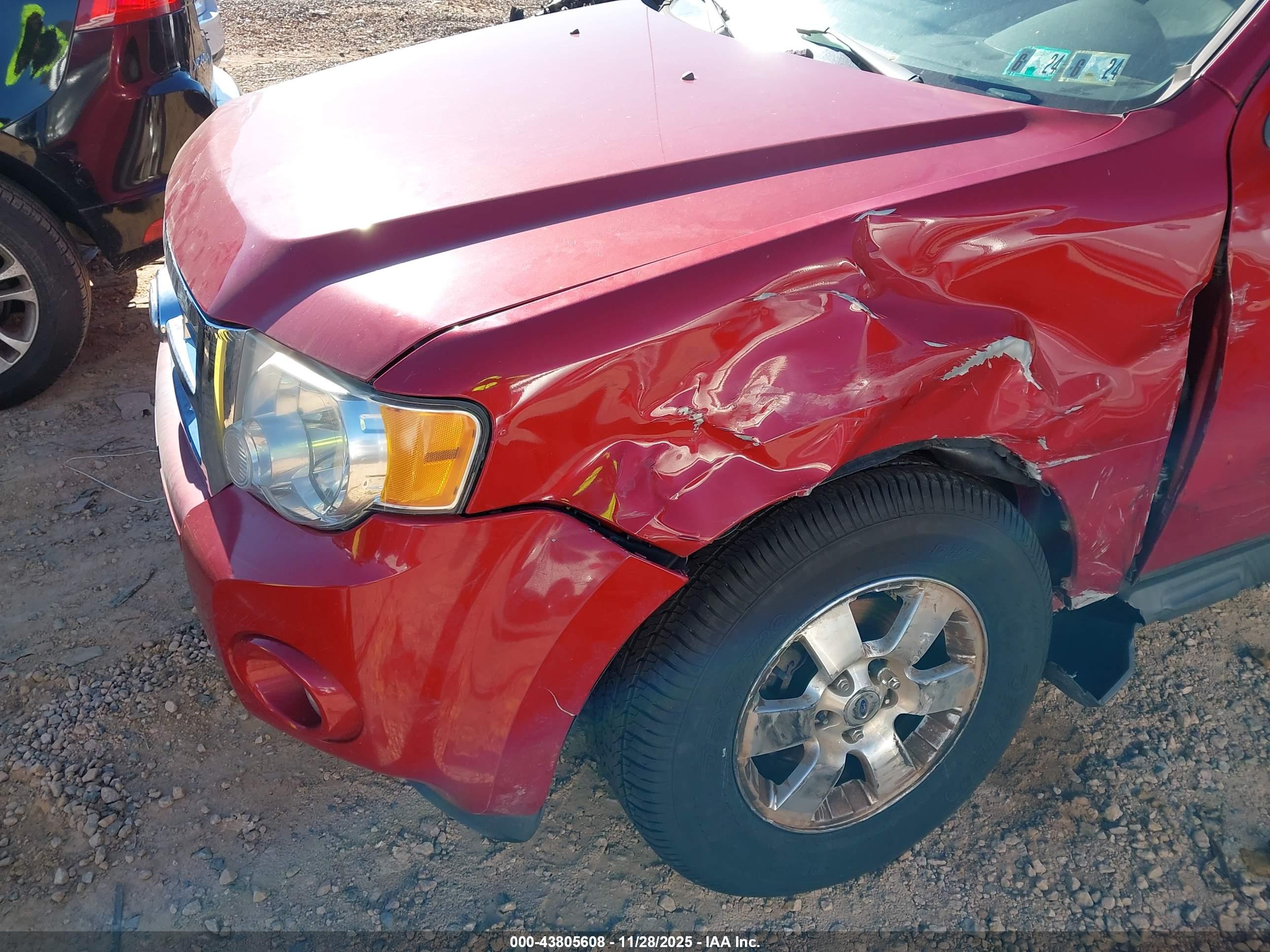 FORD ESCAPE image 6