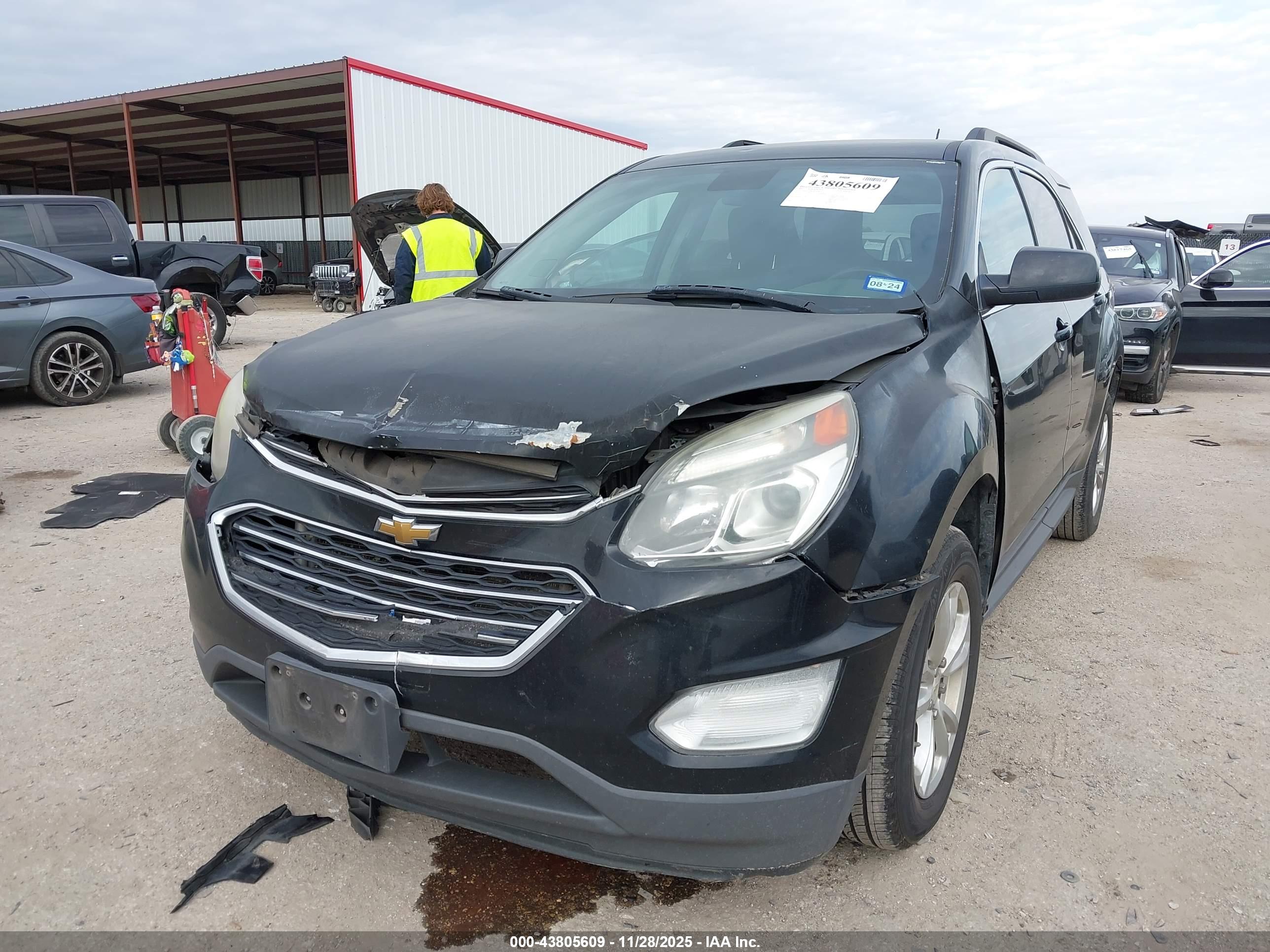 CHEVROLET EQUINOX image 2