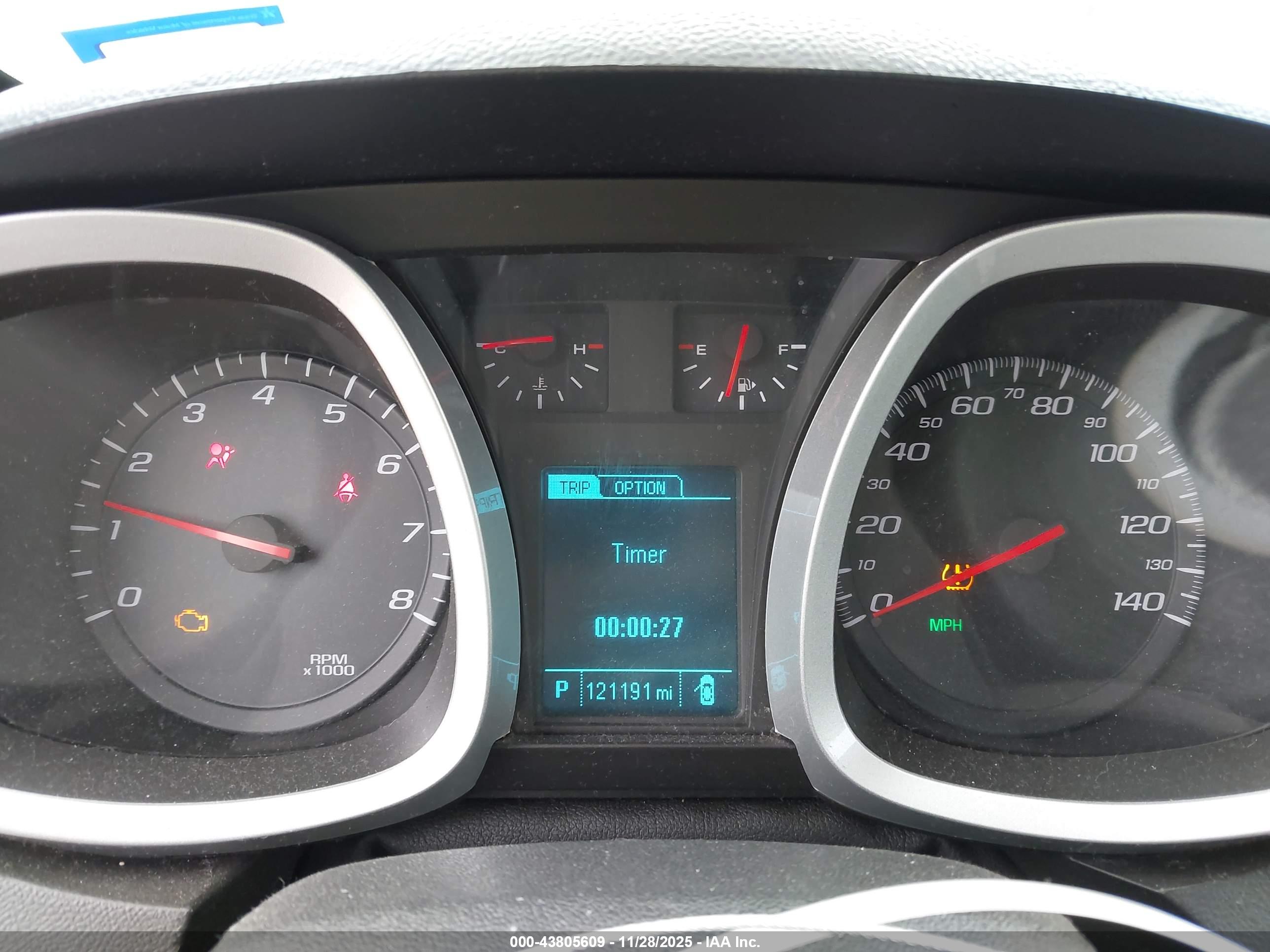 CHEVROLET EQUINOX image 7