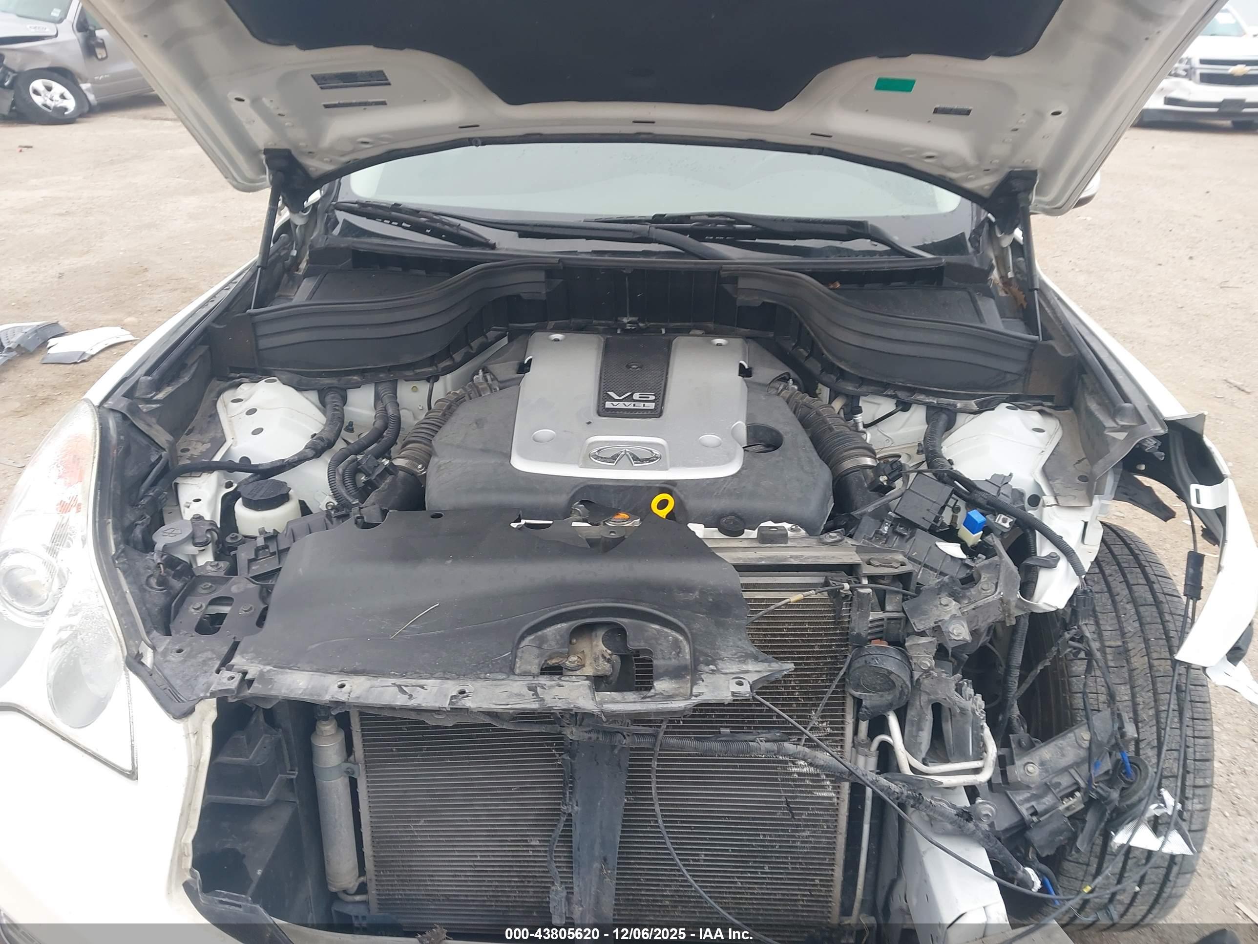INFINITI QX50 image 10