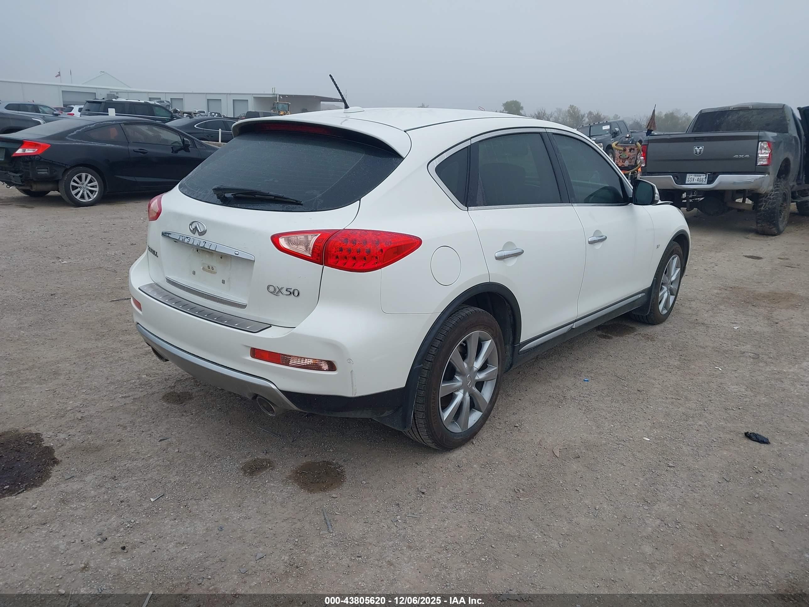 INFINITI QX50 image 4