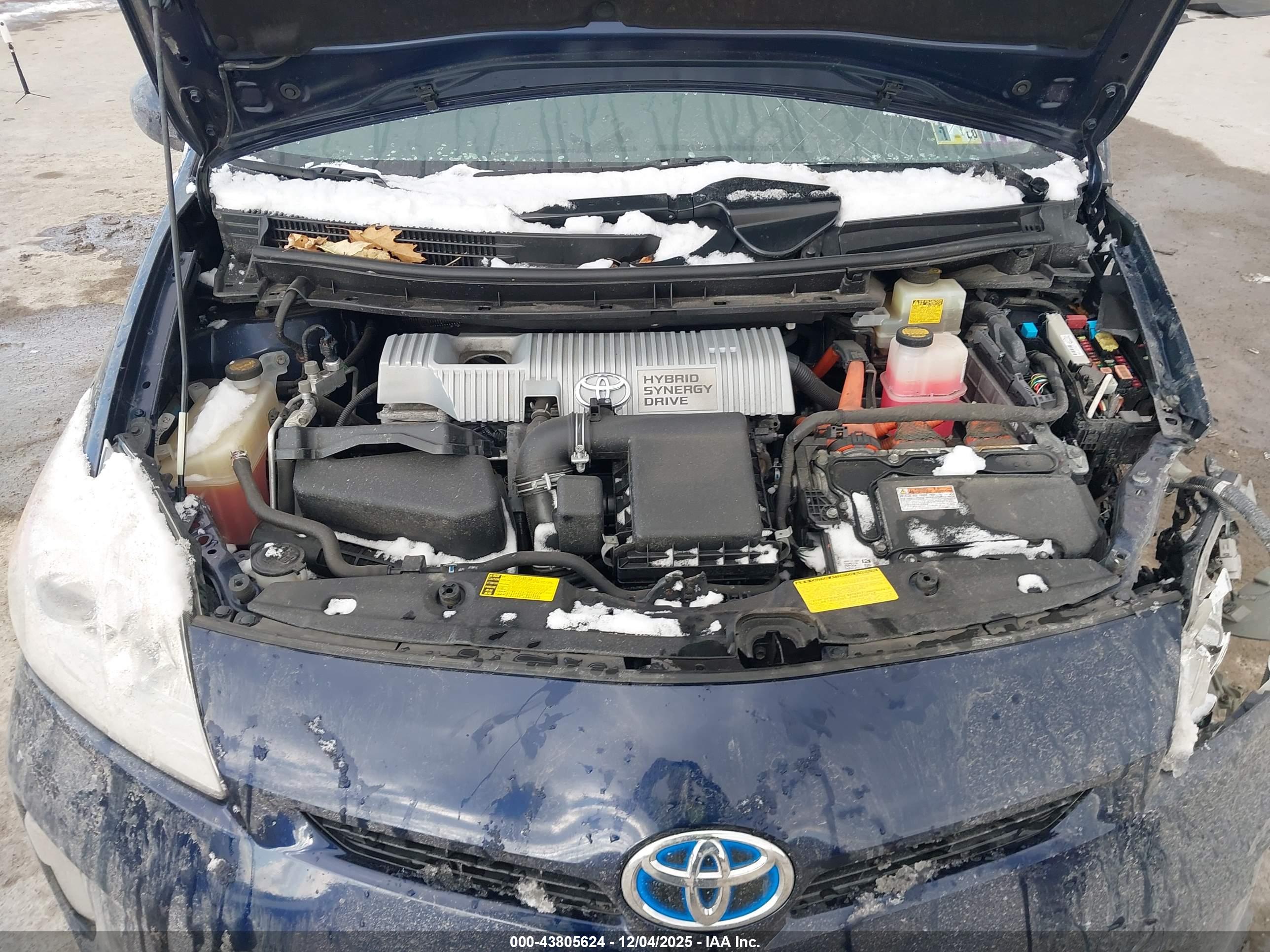 TOYOTA PRIUS image 10
