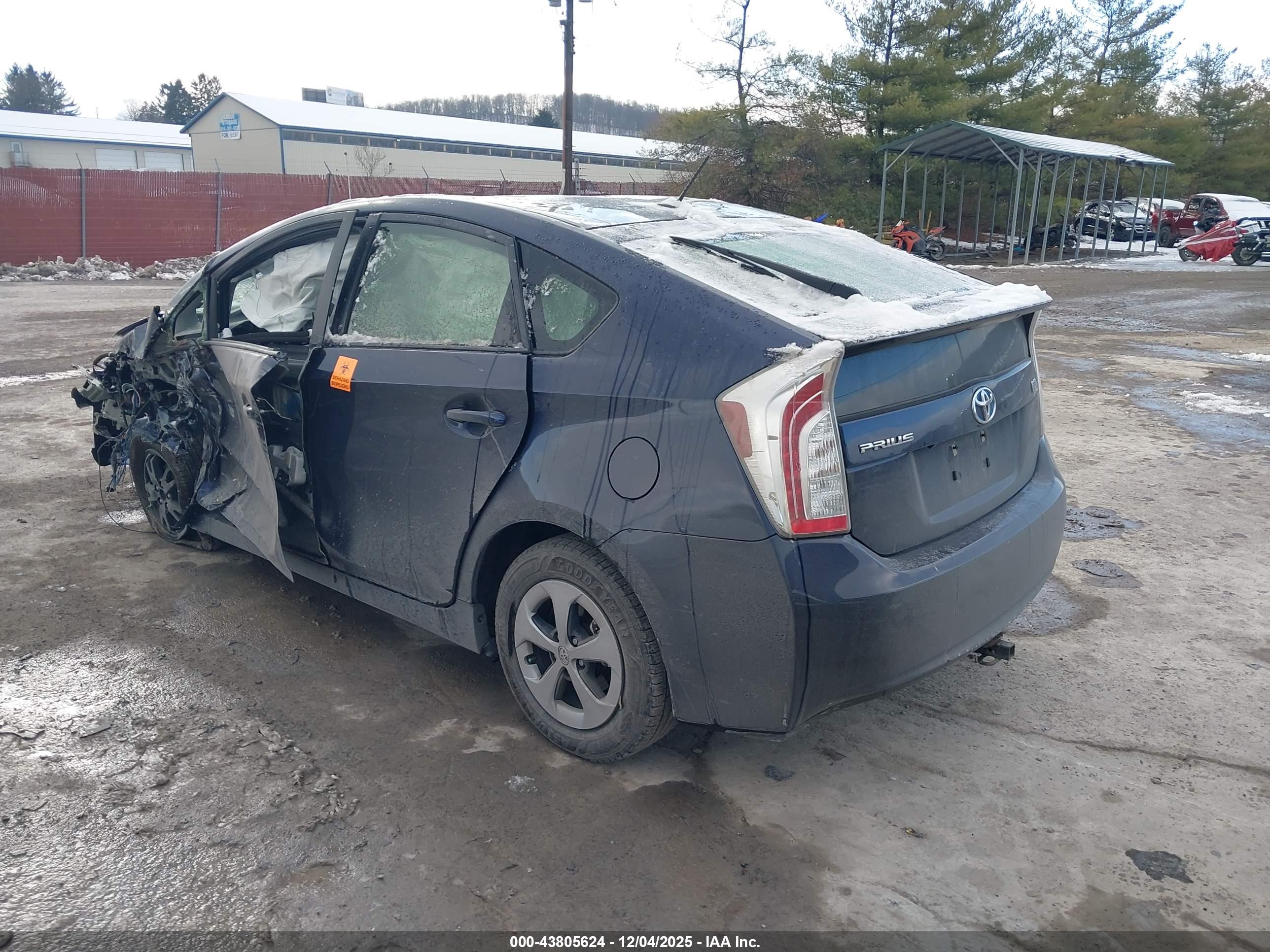 TOYOTA PRIUS image 3