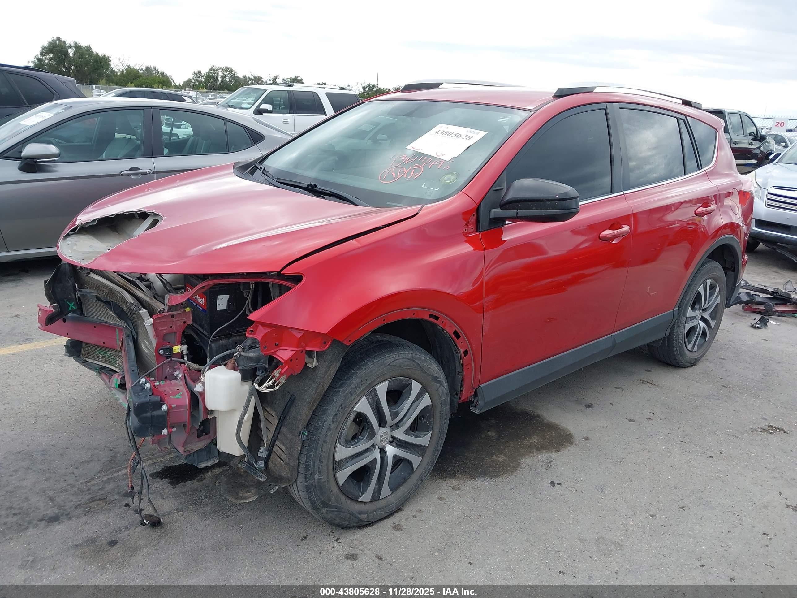 TOYOTA RAV4 image 2