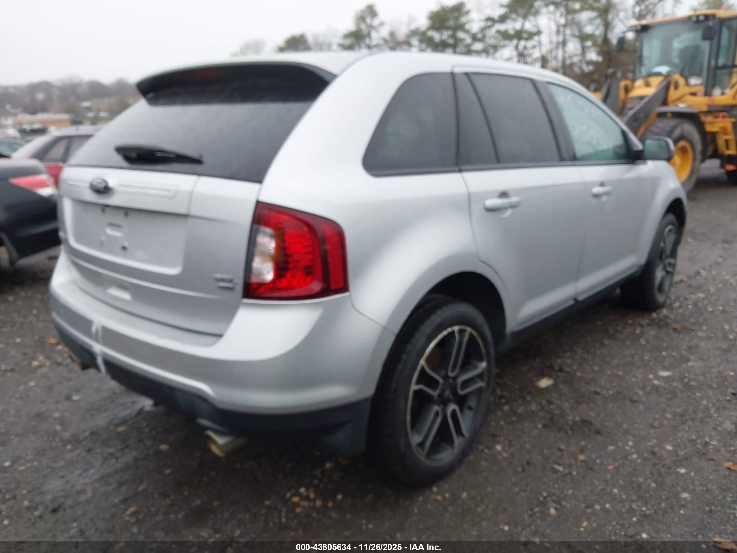 FORD EDGE image 4