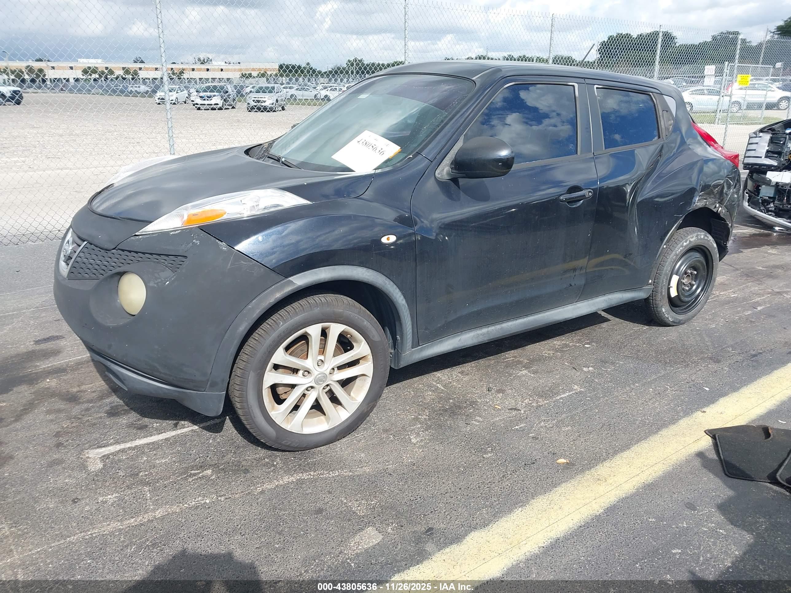 NISSAN JUKE image 2