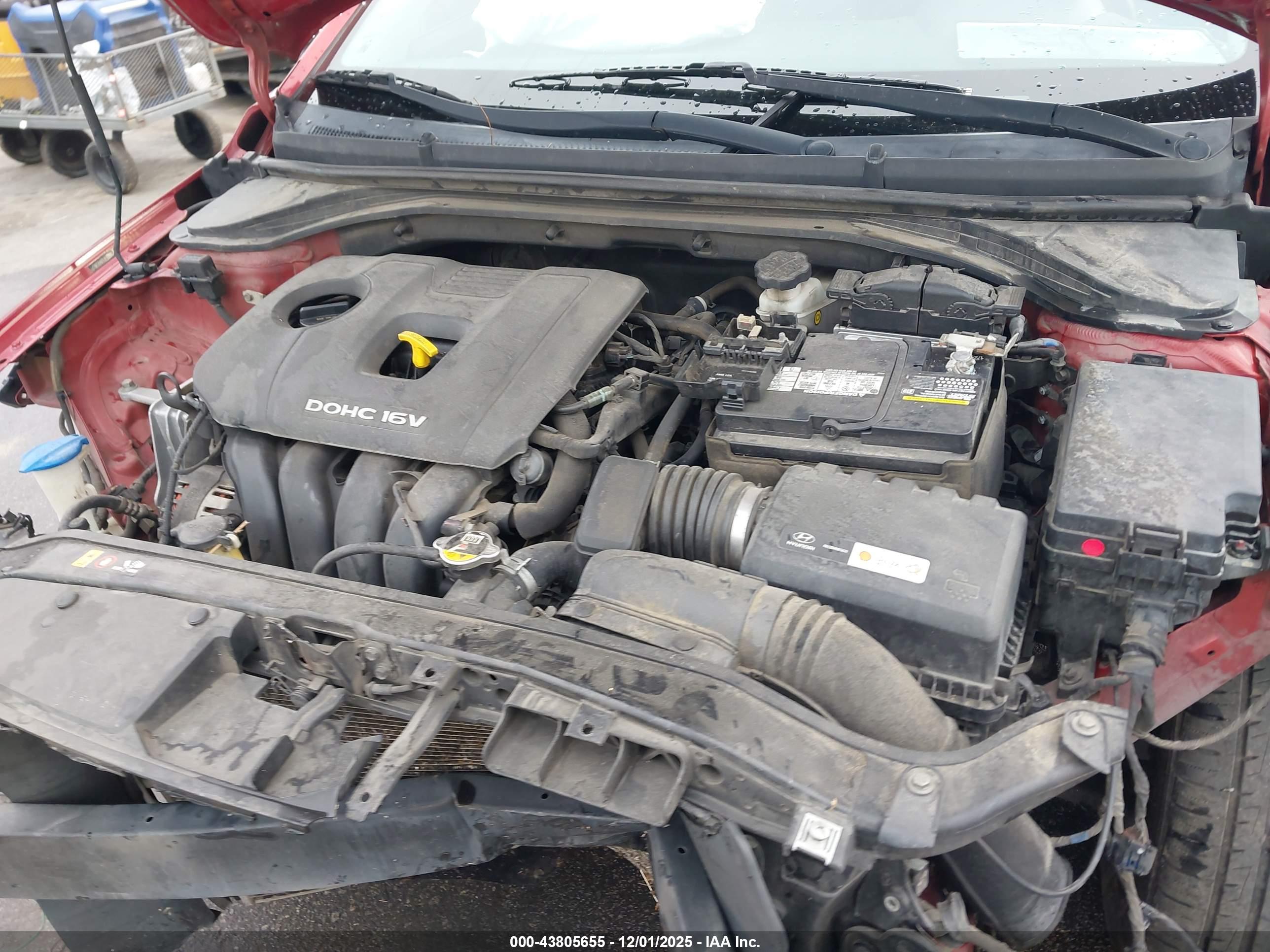 HYUNDAI ELANTRA image 10