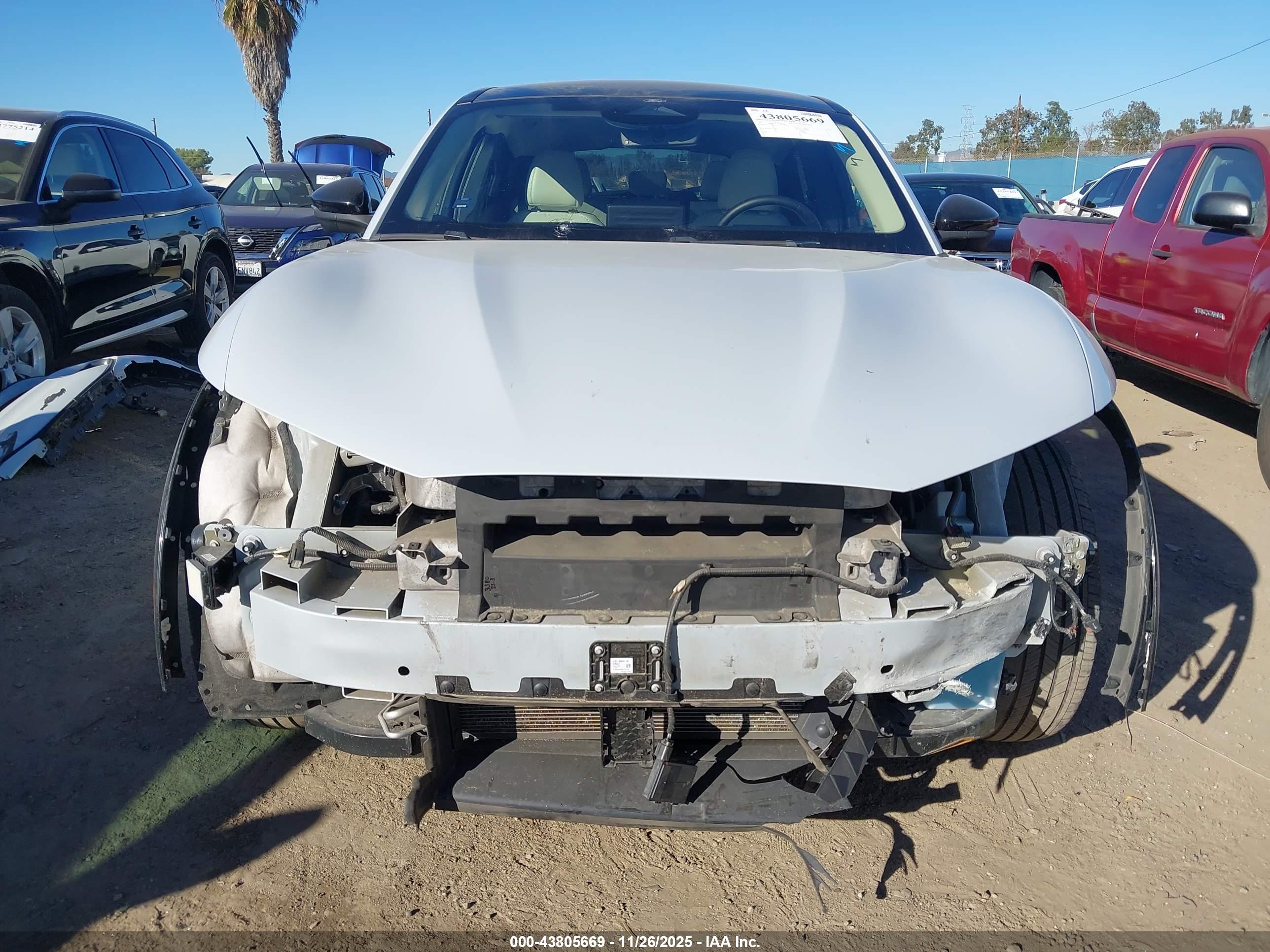 FORD MUSTANG image 6