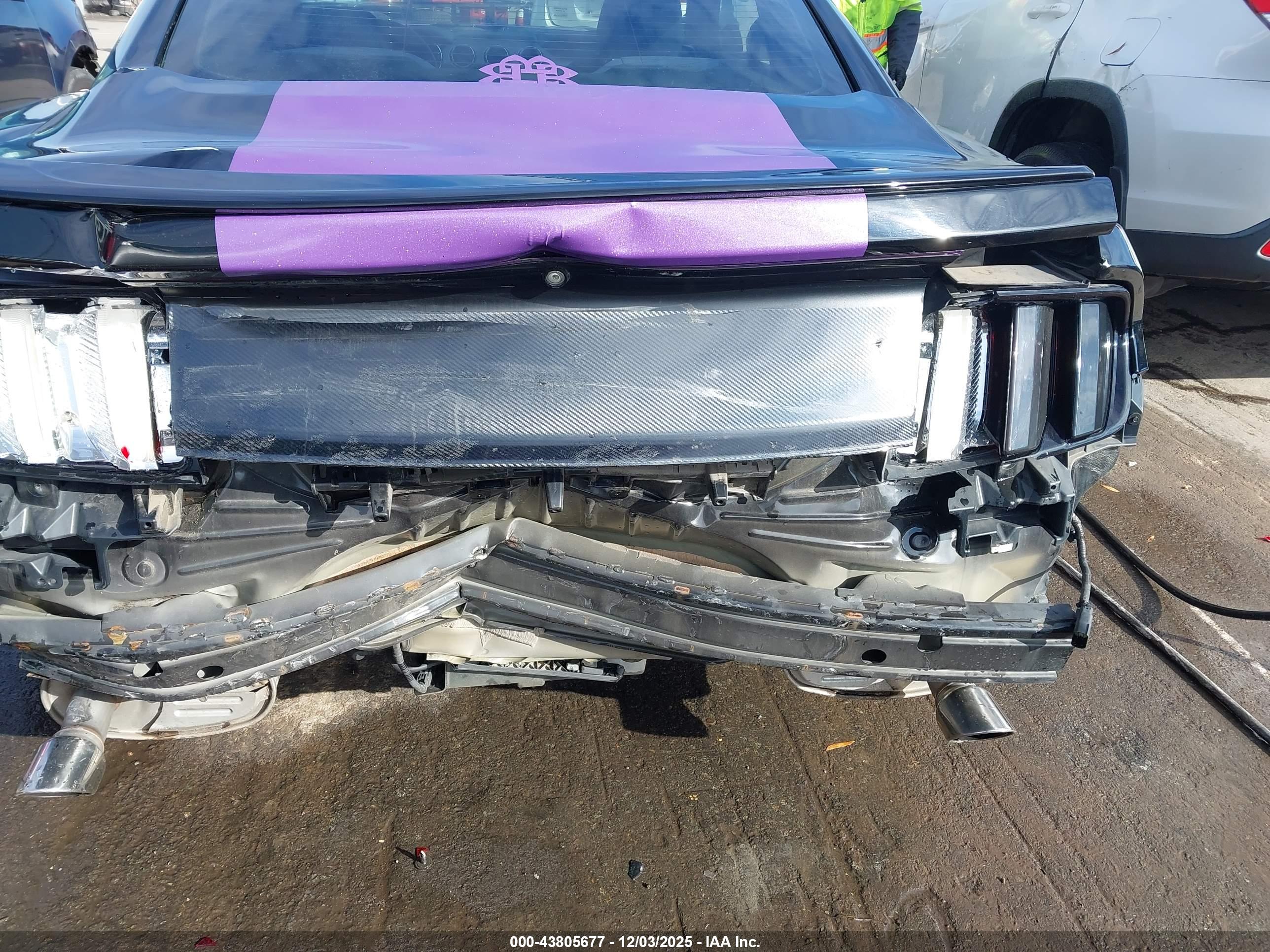 FORD MUSTANG image 6