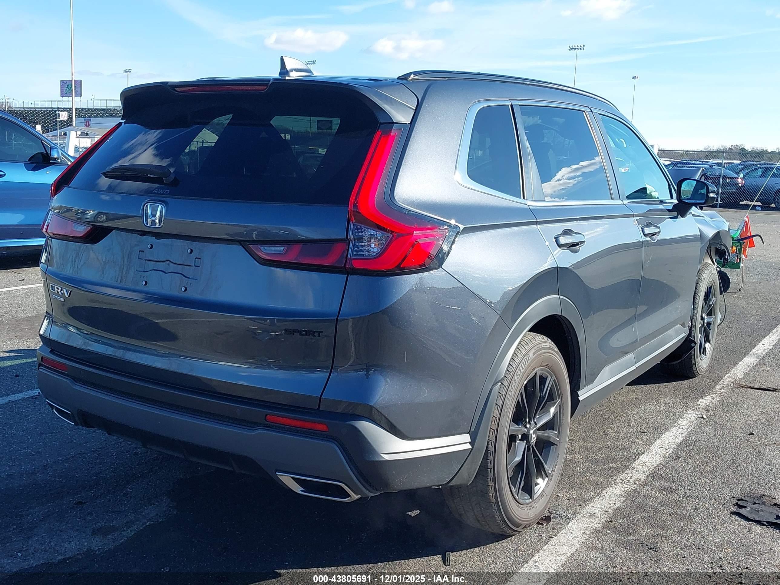 HONDA CR-V image 4