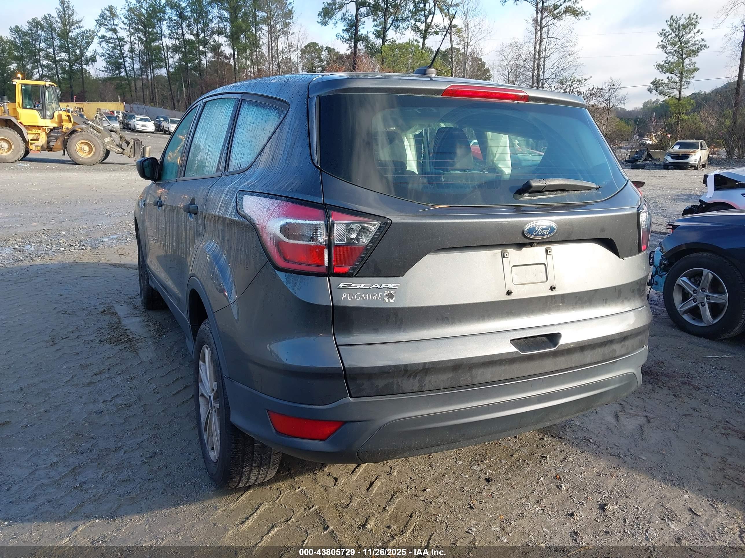 FORD ESCAPE image 3