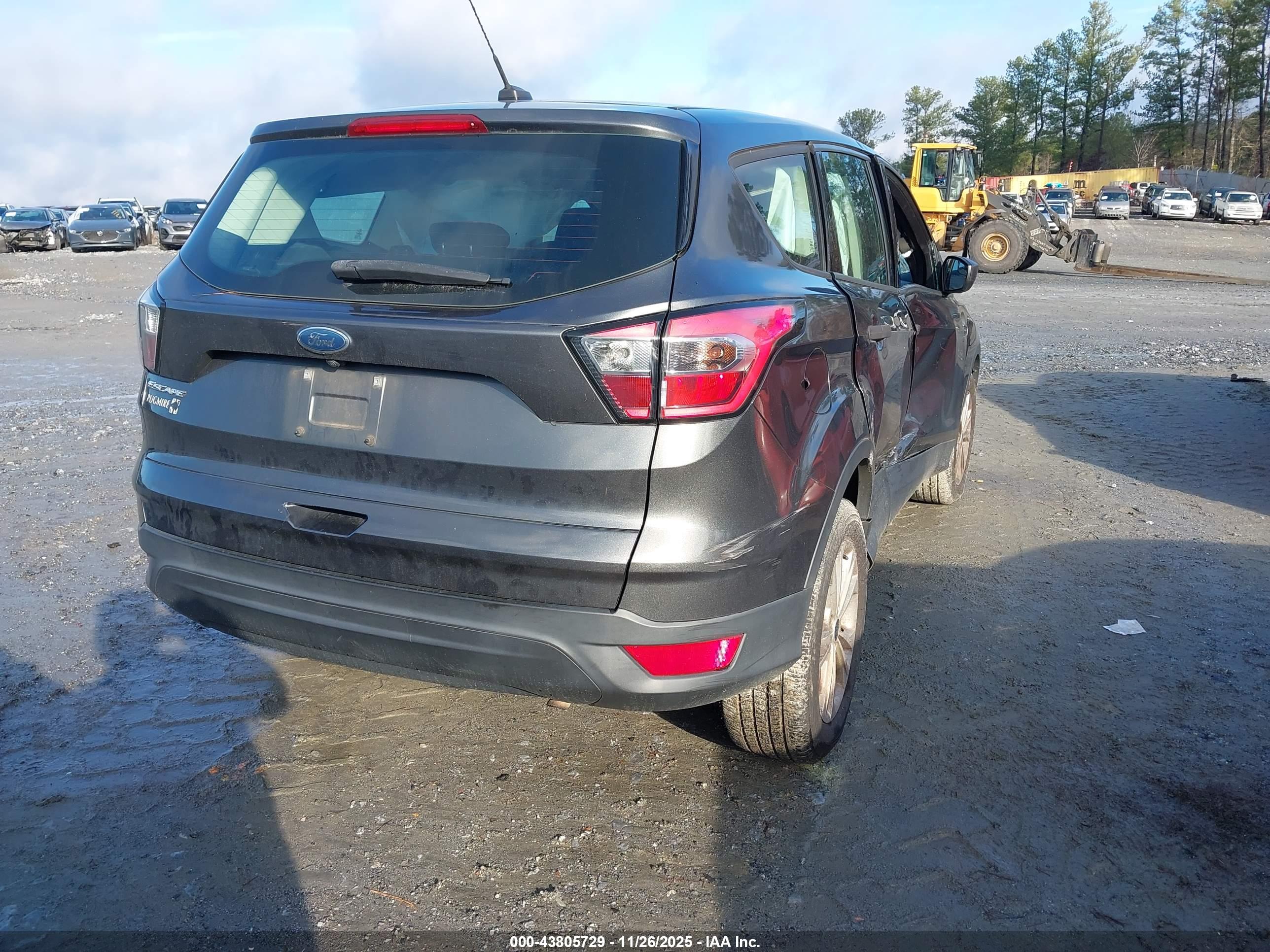 FORD ESCAPE image 4