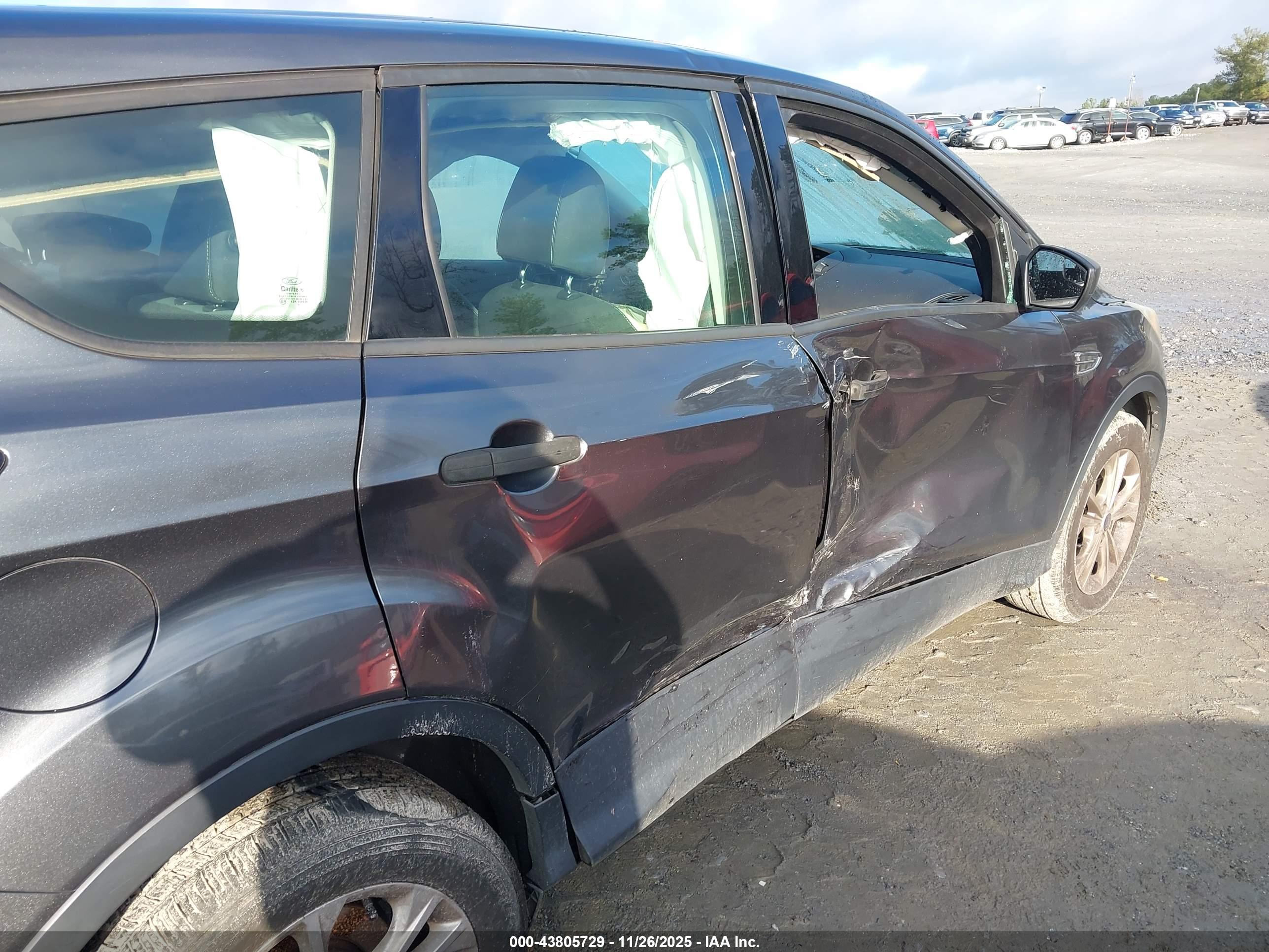 FORD ESCAPE image 6