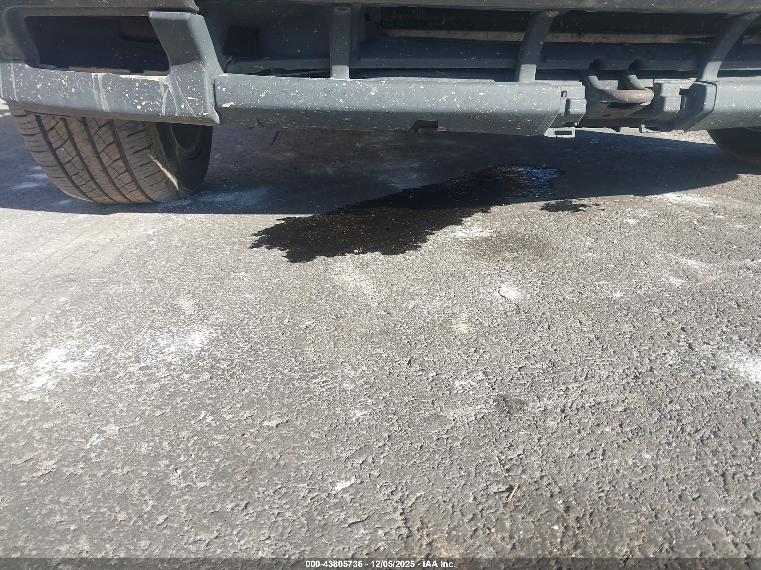 LAND ROVER image 6