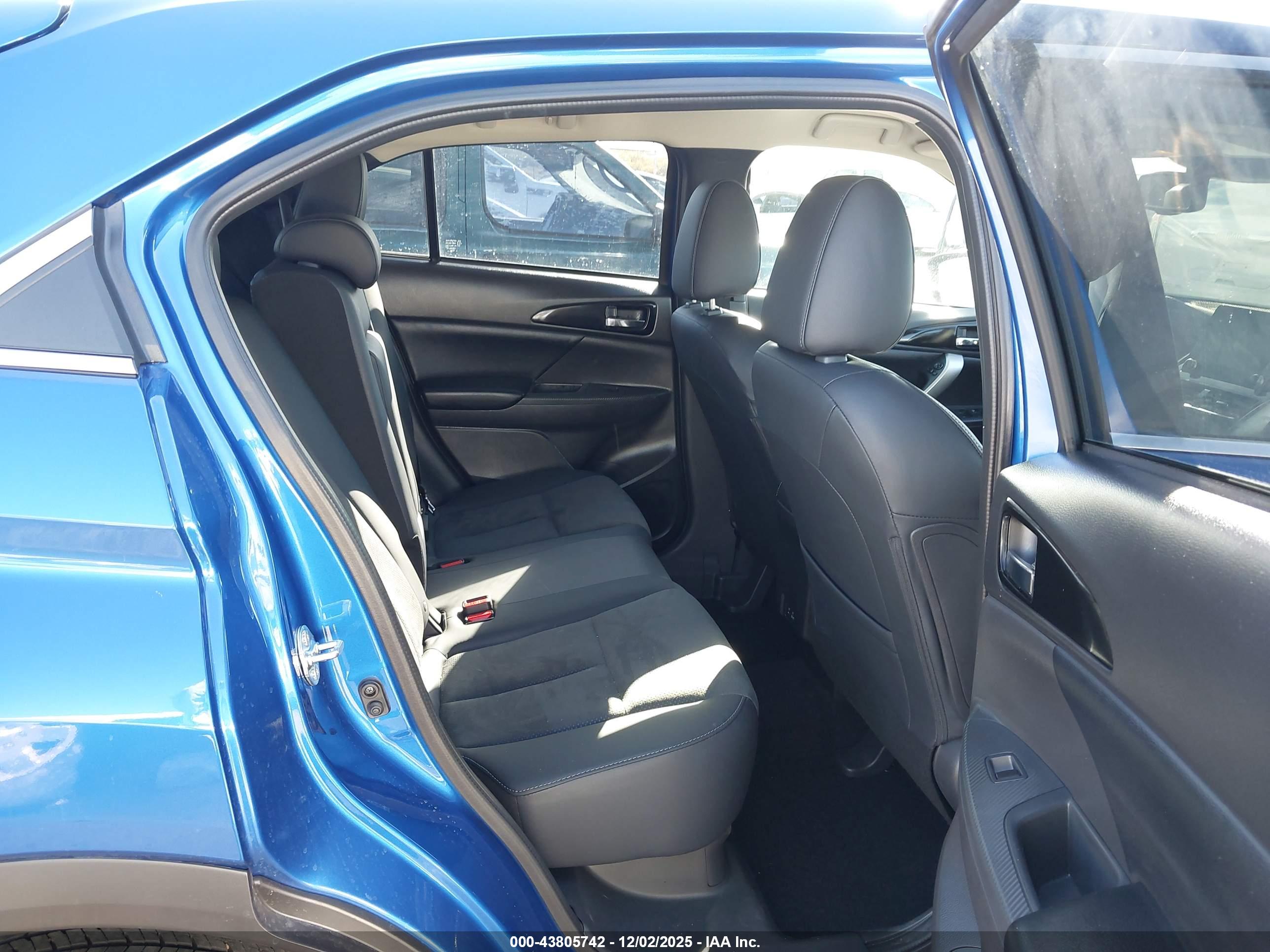 MITSUBISHI ECLIPSE image 8