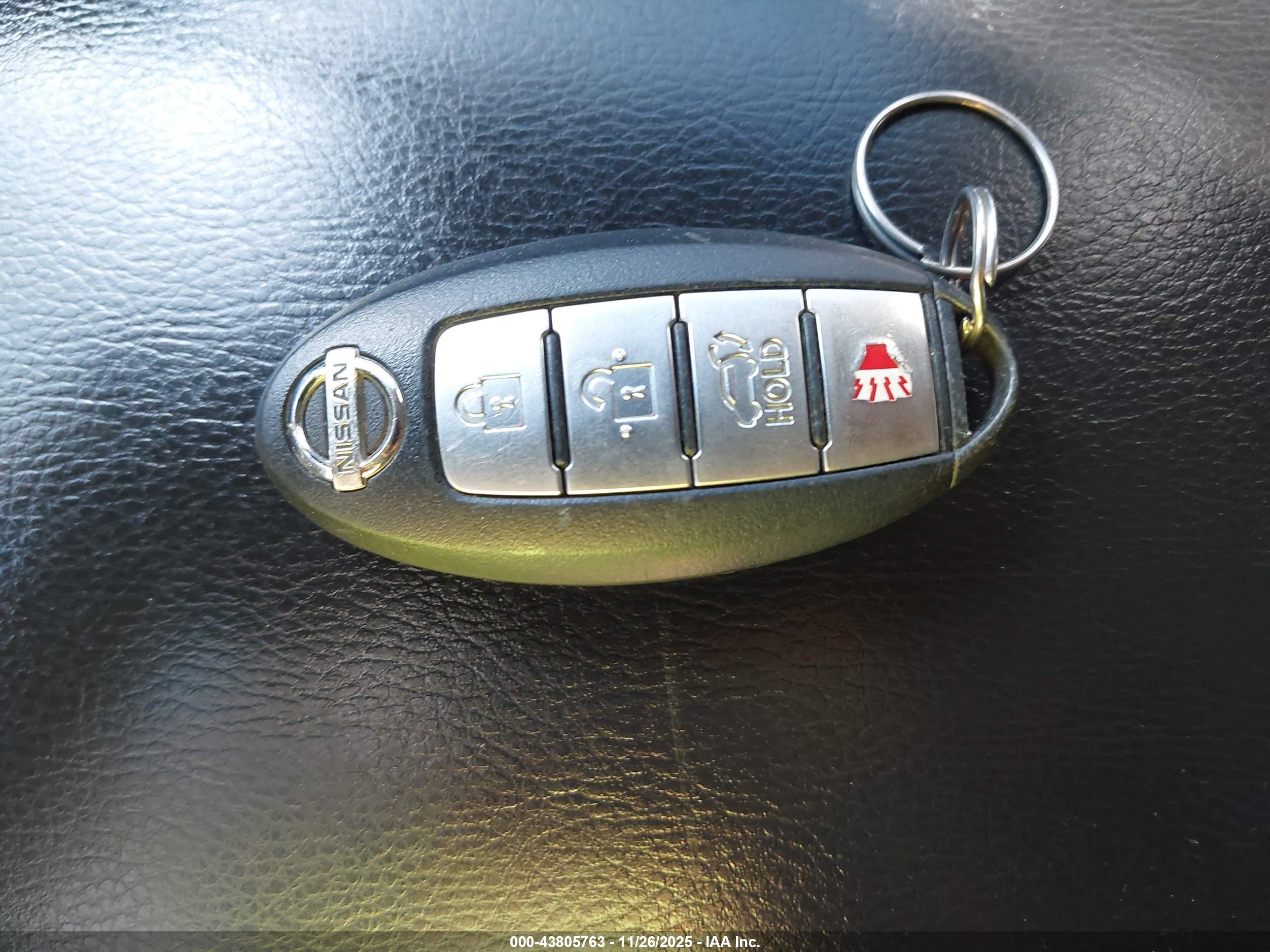 NISSAN ROGUE image 11