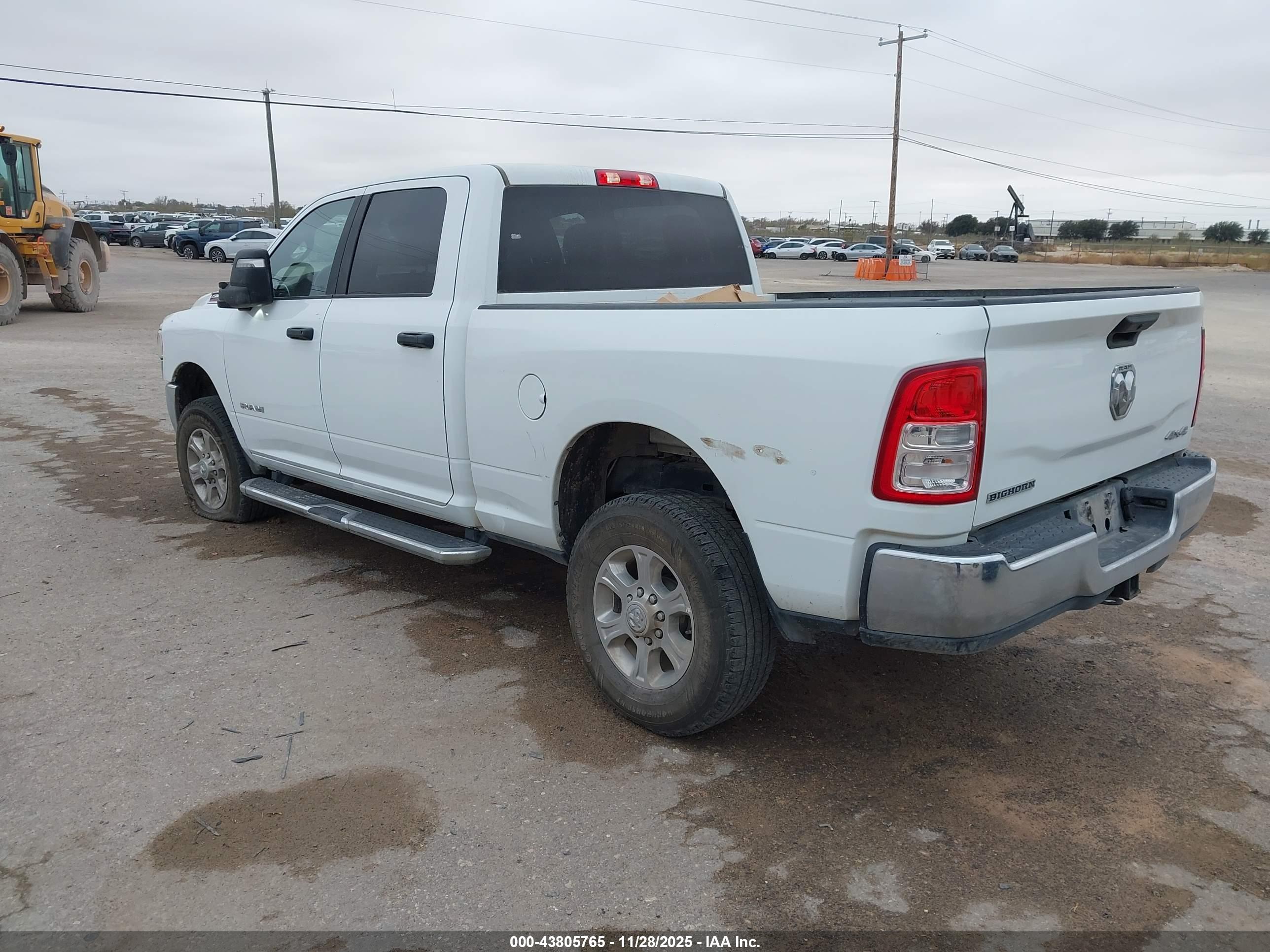 RAM 2500 image 3
