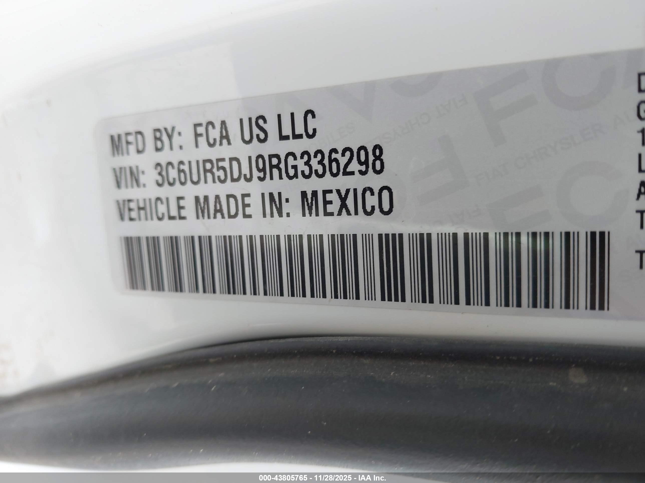 RAM 2500 image 9