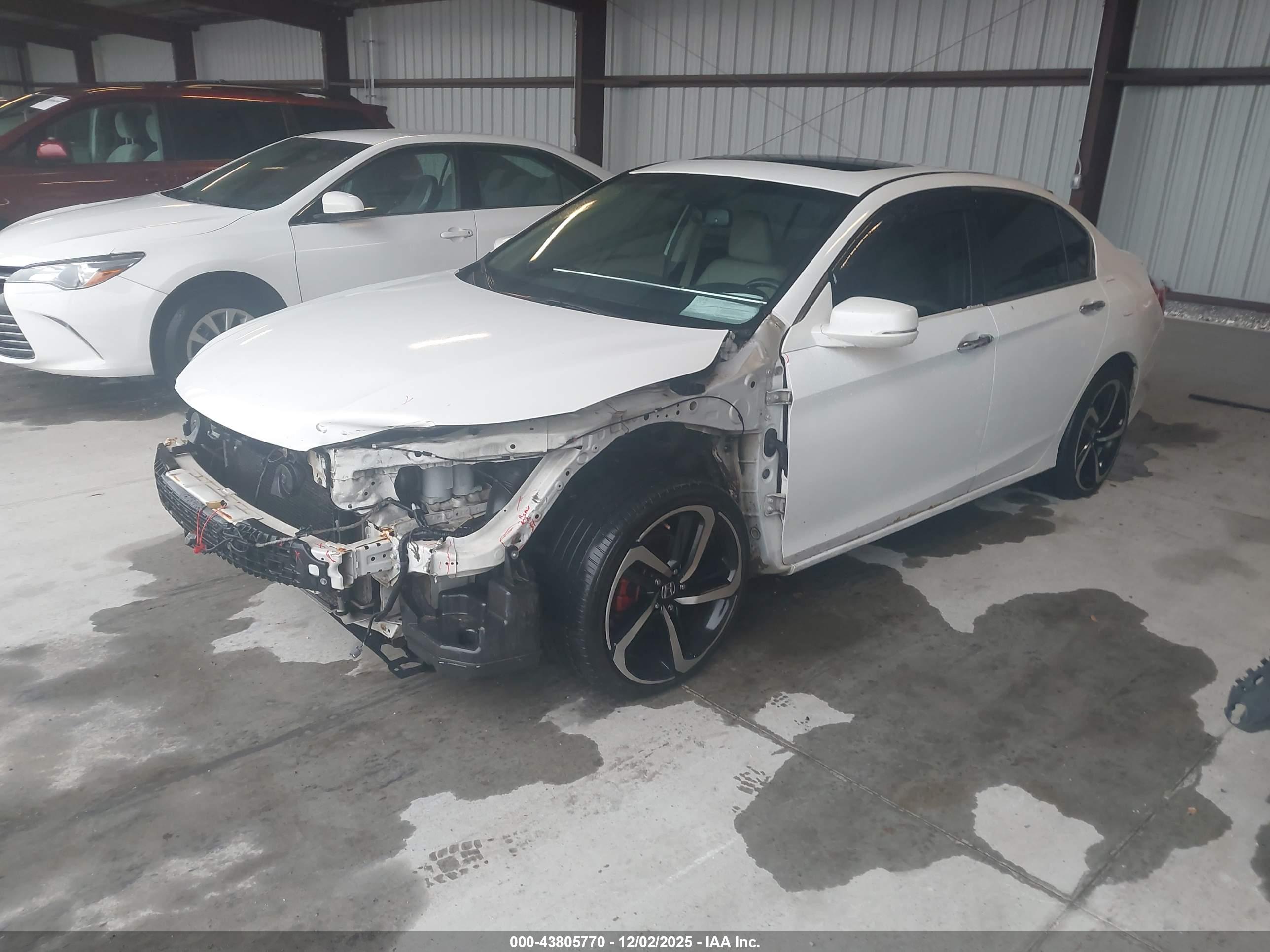 HONDA ACCORD image 2