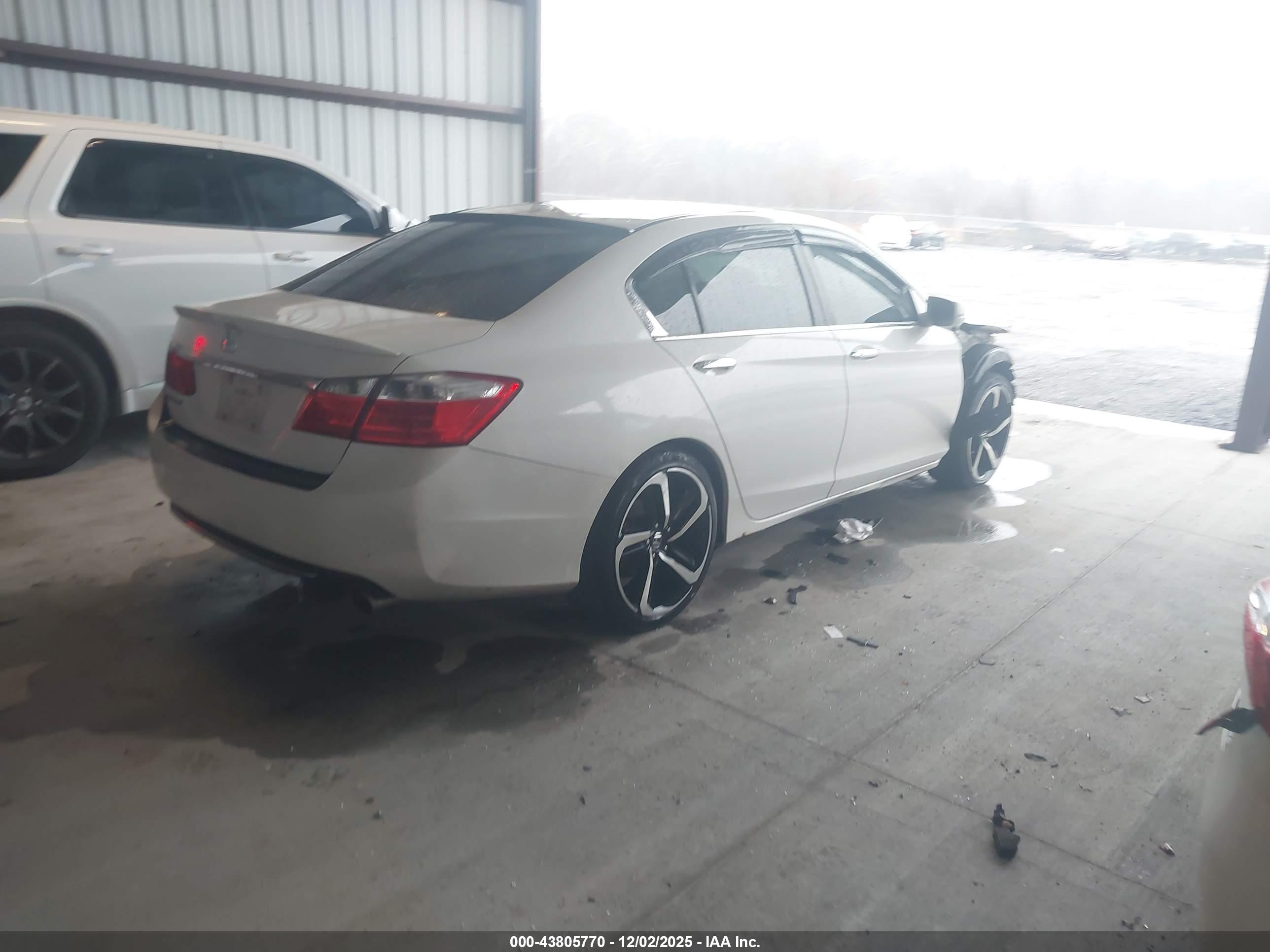 HONDA ACCORD image 4