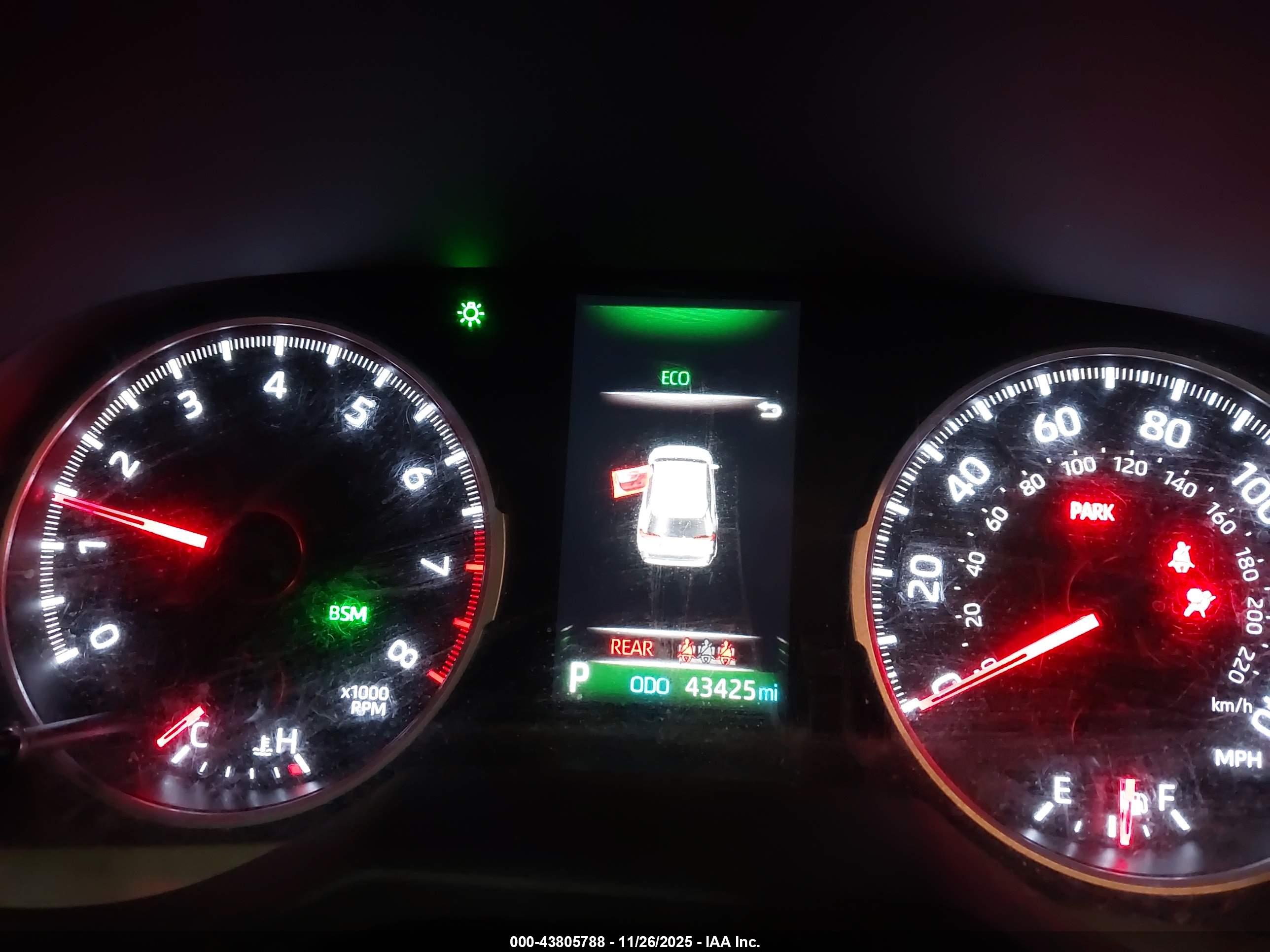 TOYOTA RAV4 image 7