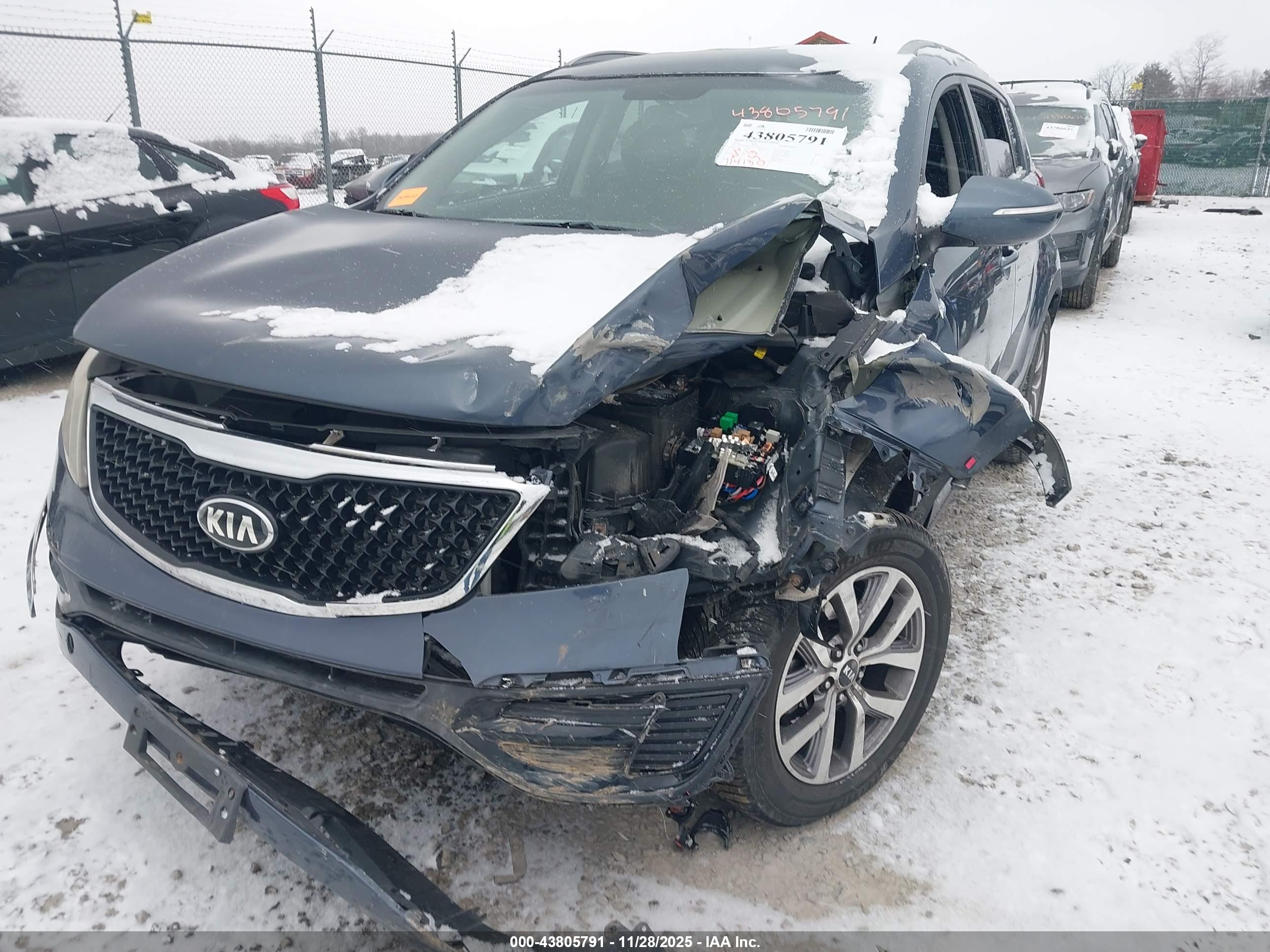 KIA SPORTAGE image 6