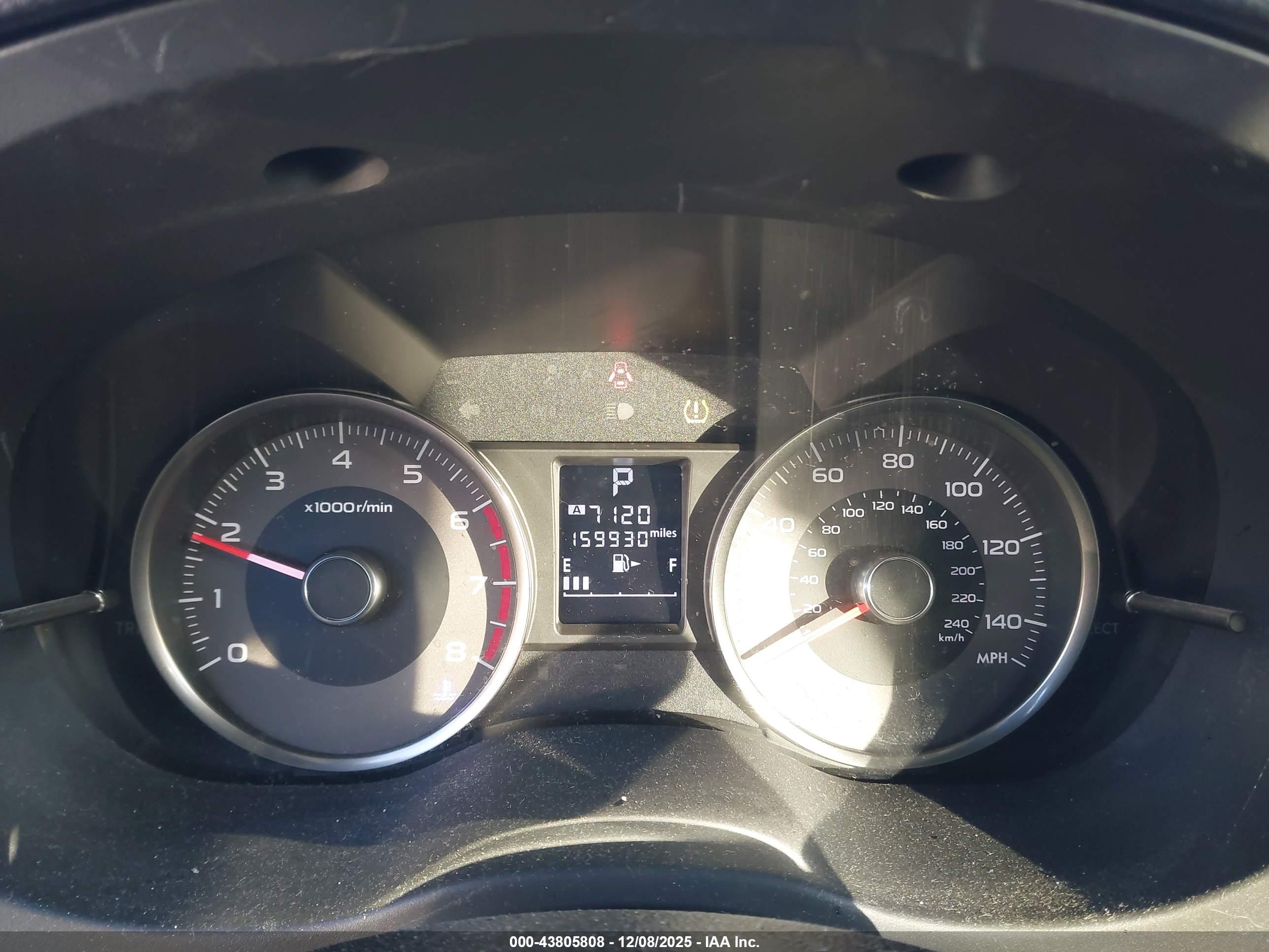 SUBARU FORESTER image 7