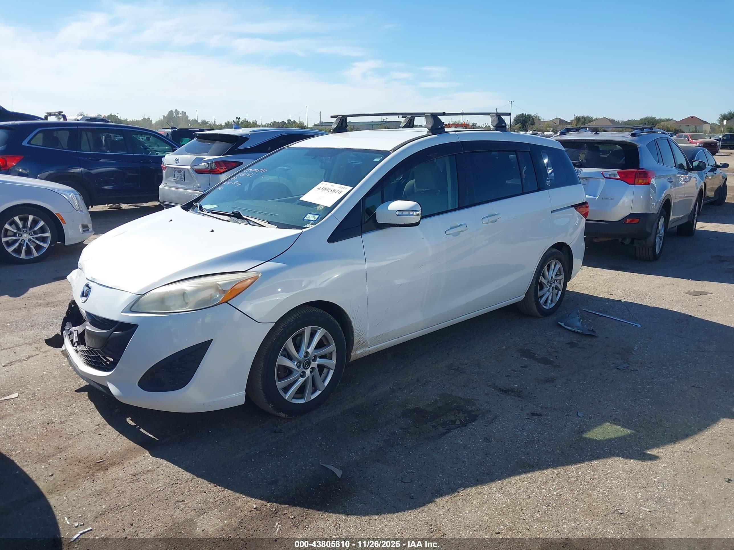 MAZDA MAZDA5 image 2