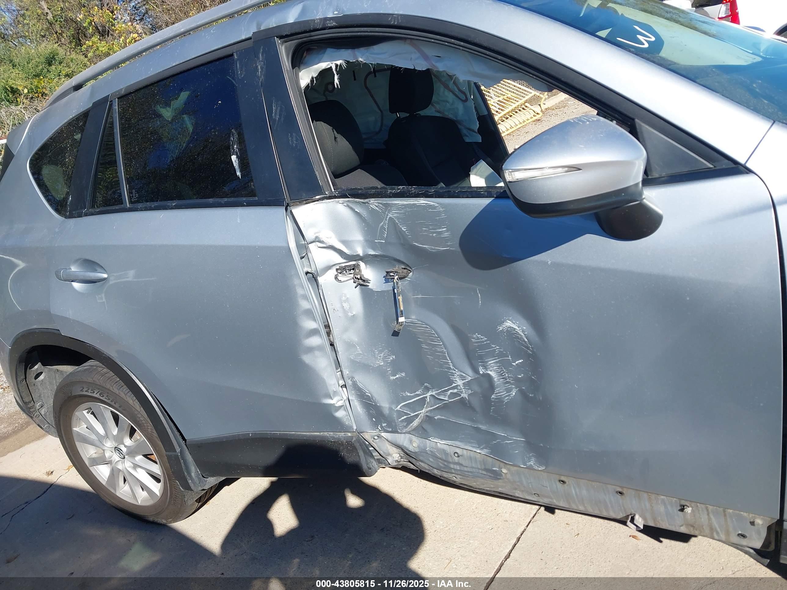 MAZDA CX-5 image 6