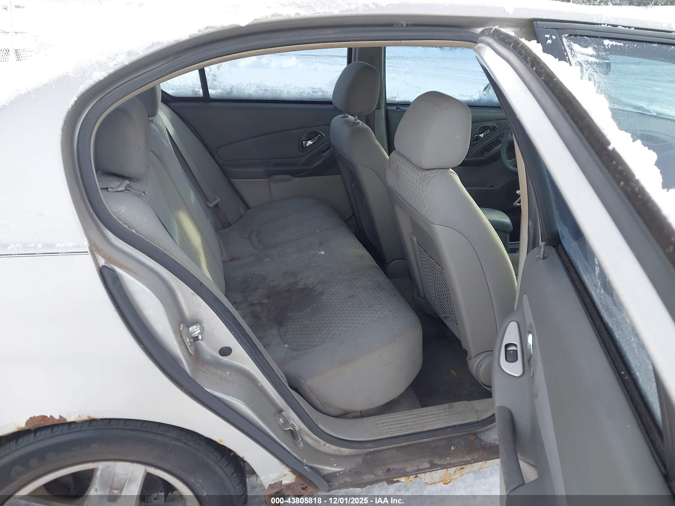 CHEVROLET MALIBU image 8