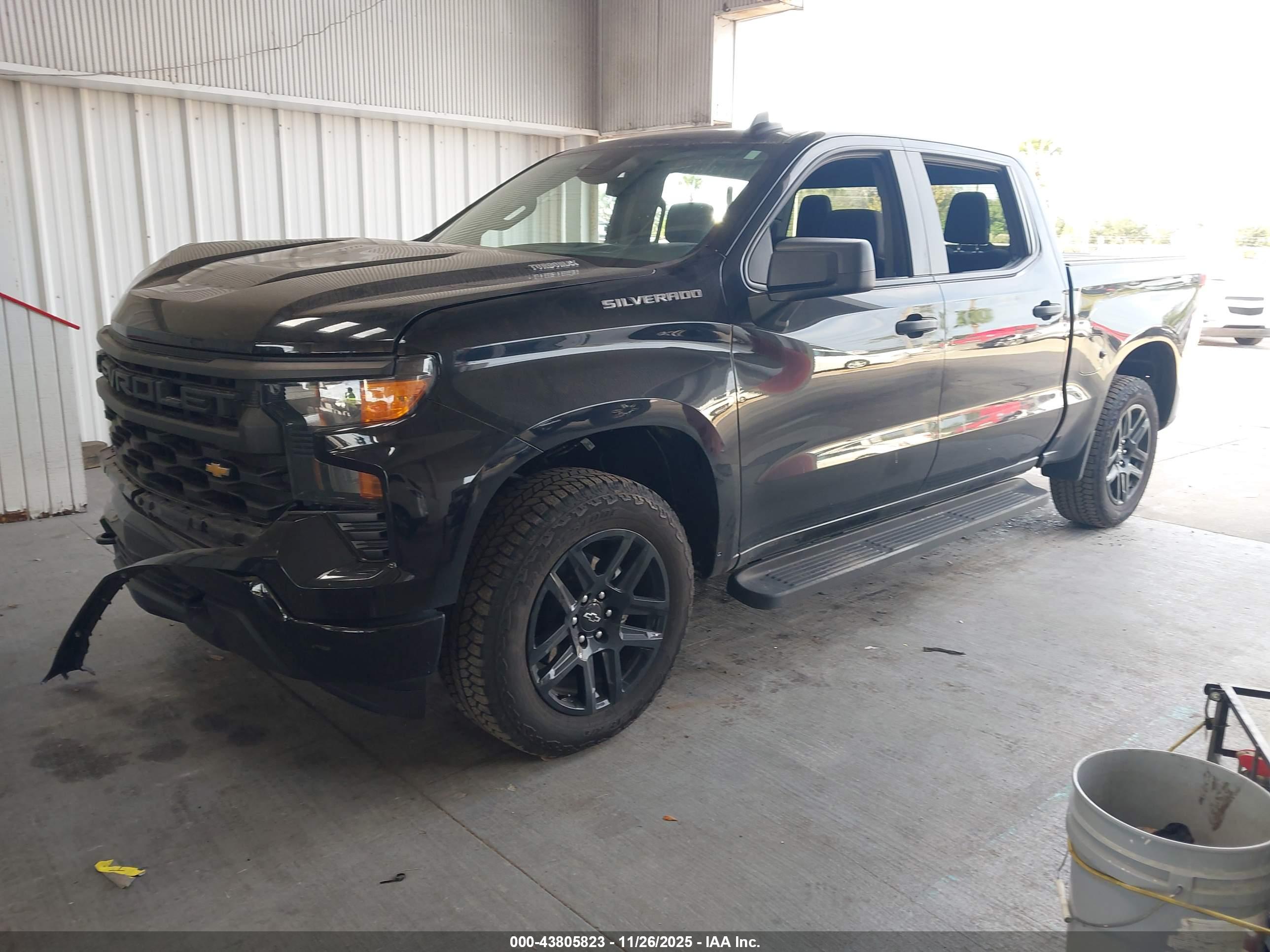 CHEVROLET SILVERADO image 2