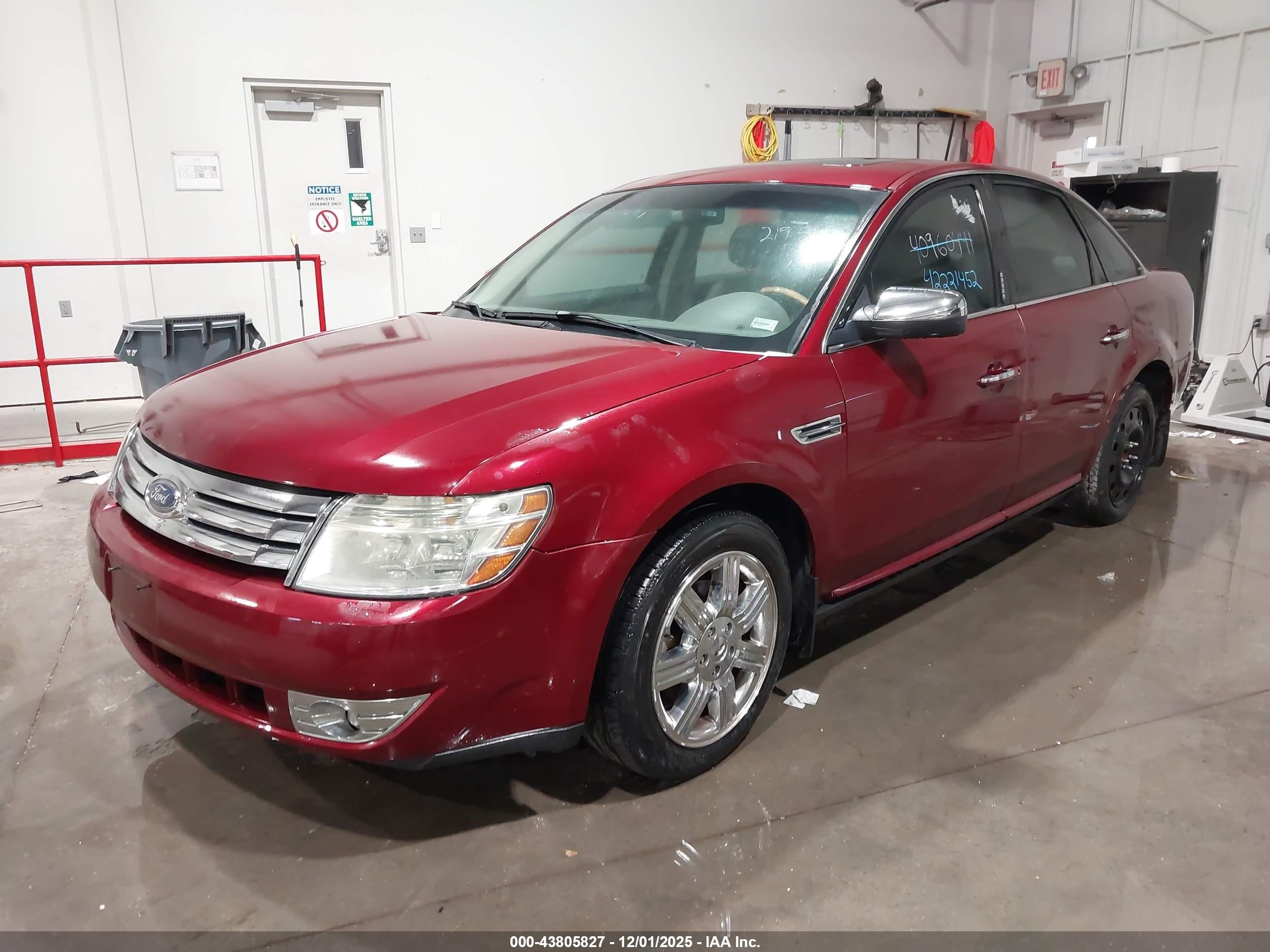 FORD TAURUS image 2
