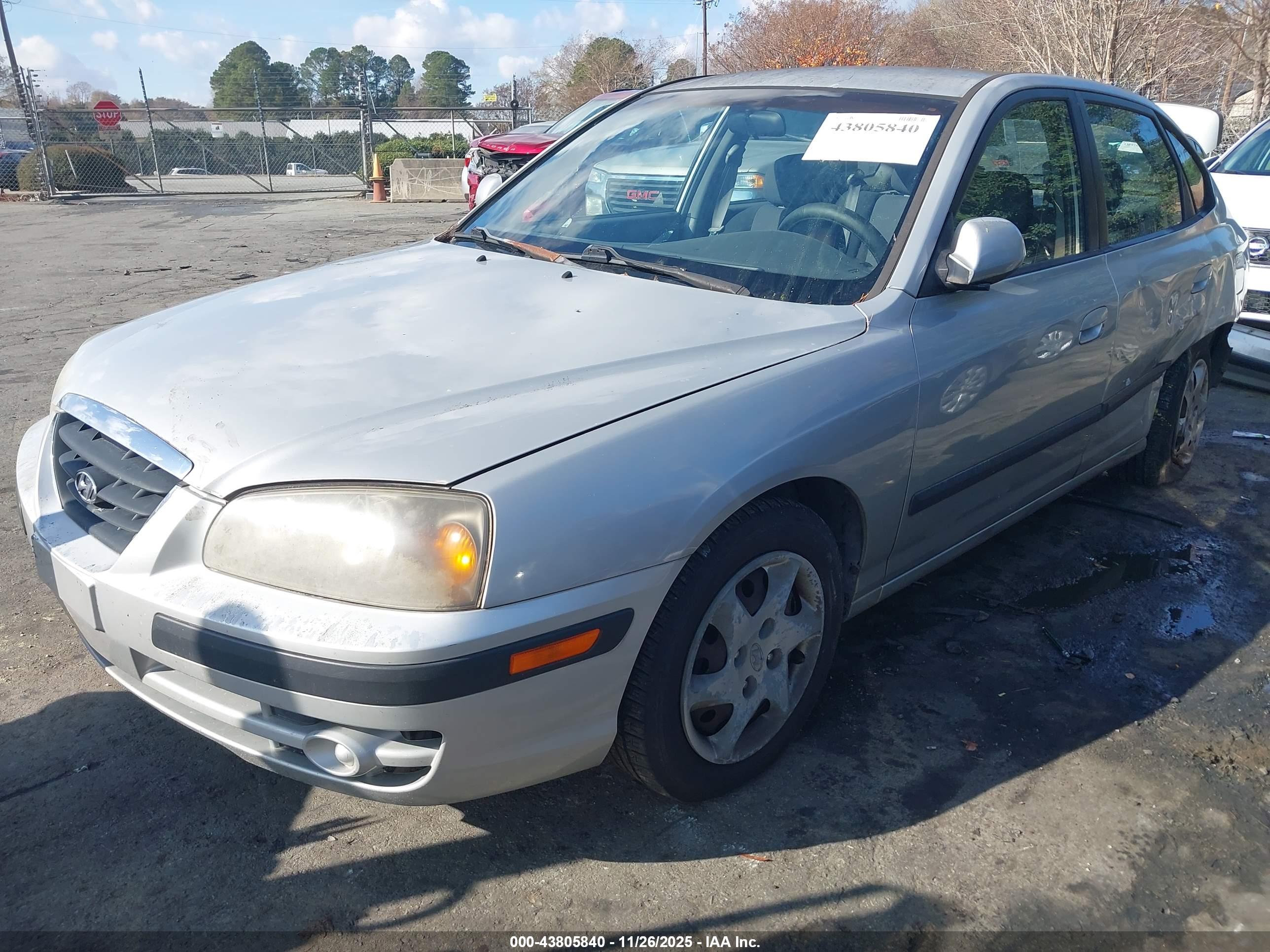 HYUNDAI ELANTRA image 2