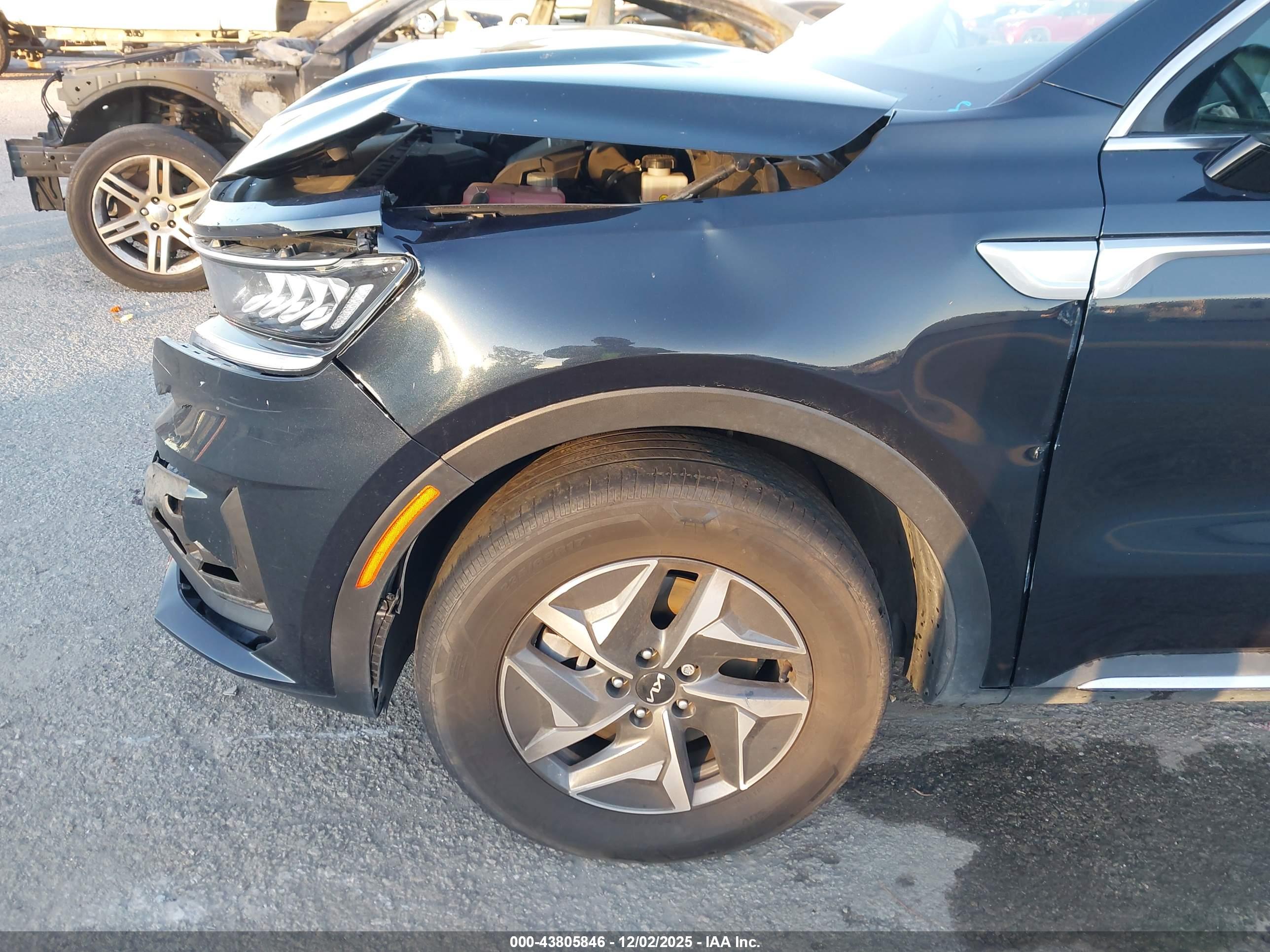 KIA SORENTO image 6
