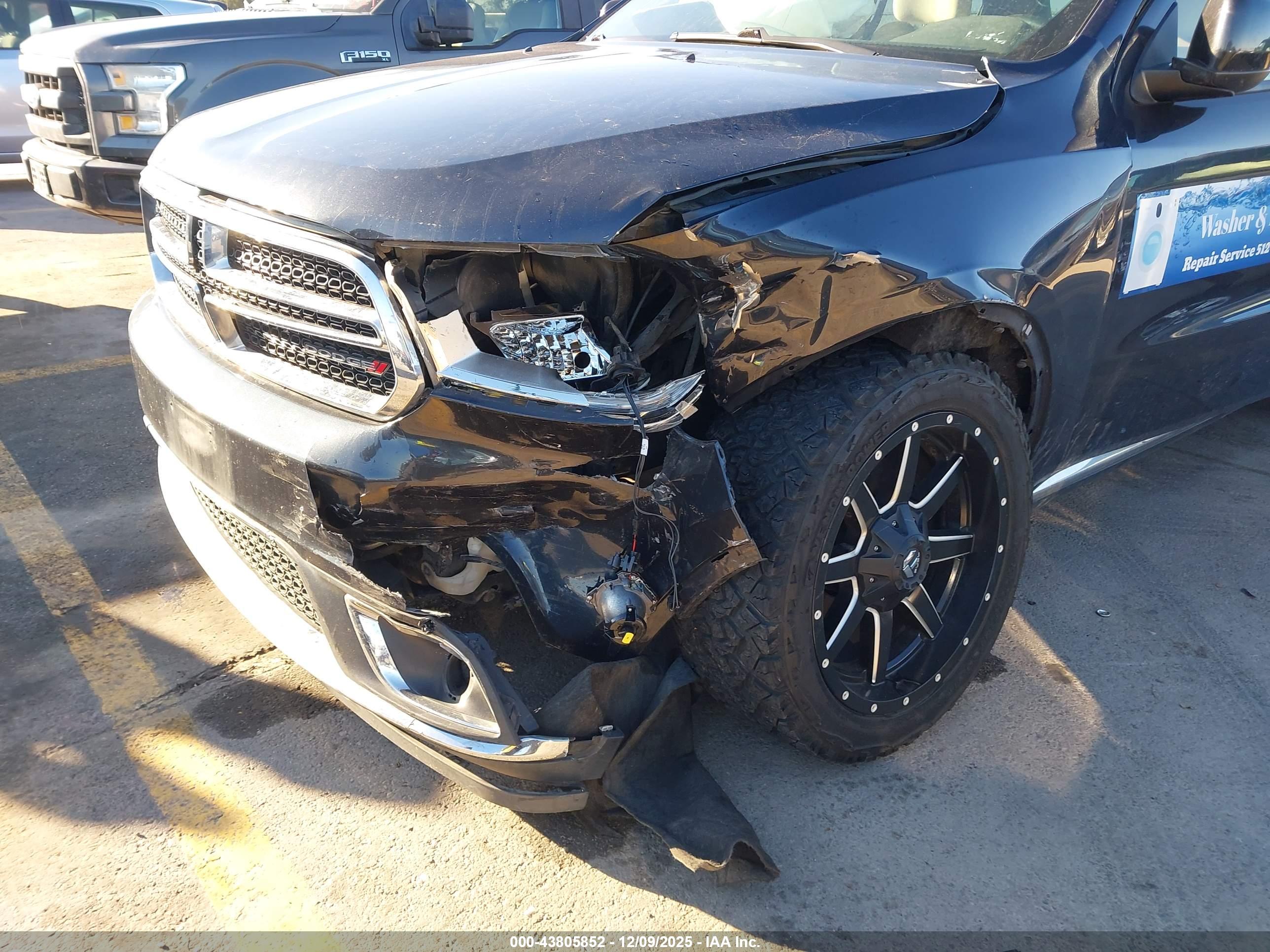 DODGE DURANGO image 6